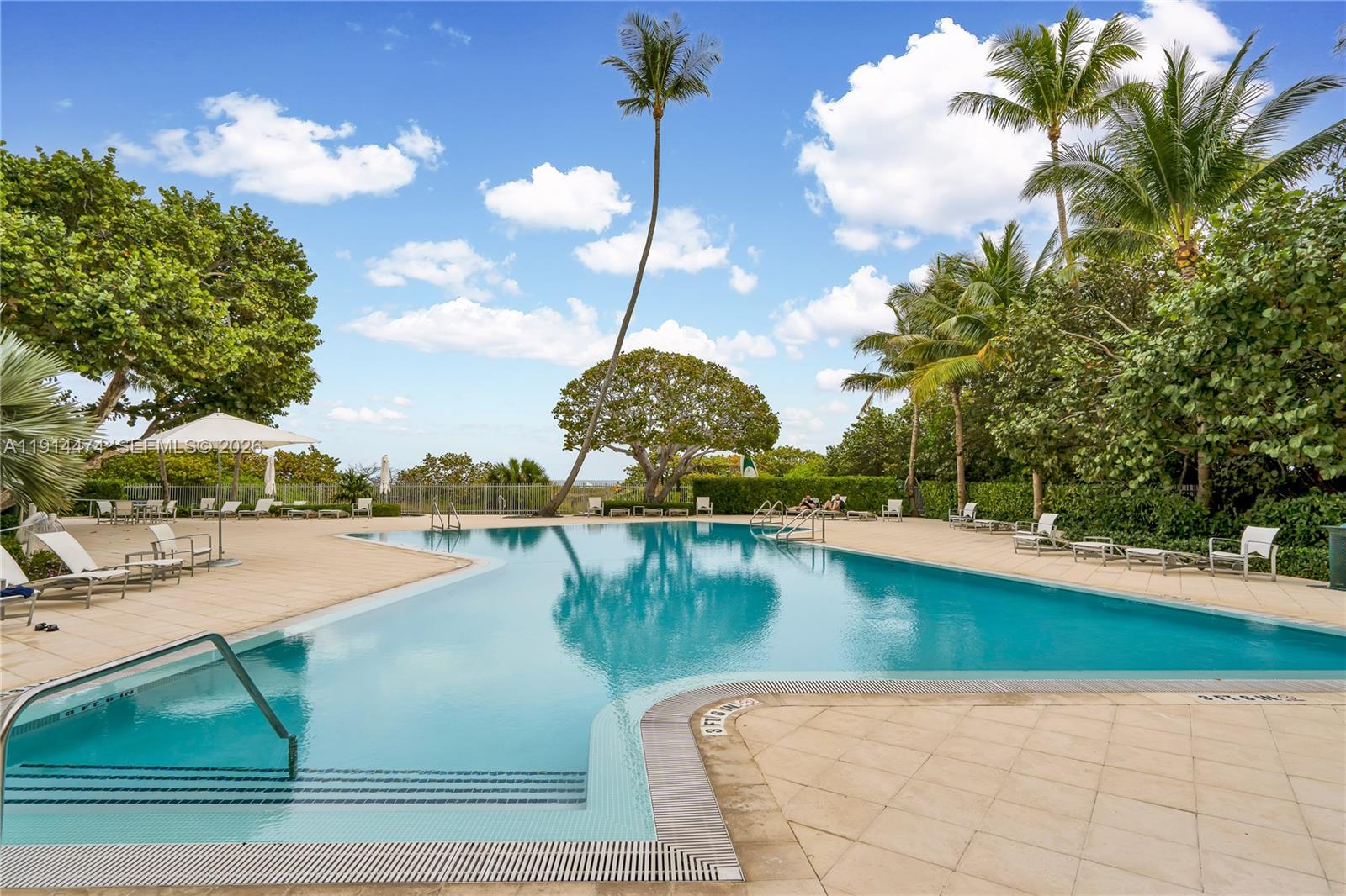 ISLAND HOUSE APT INC - CO - Residential