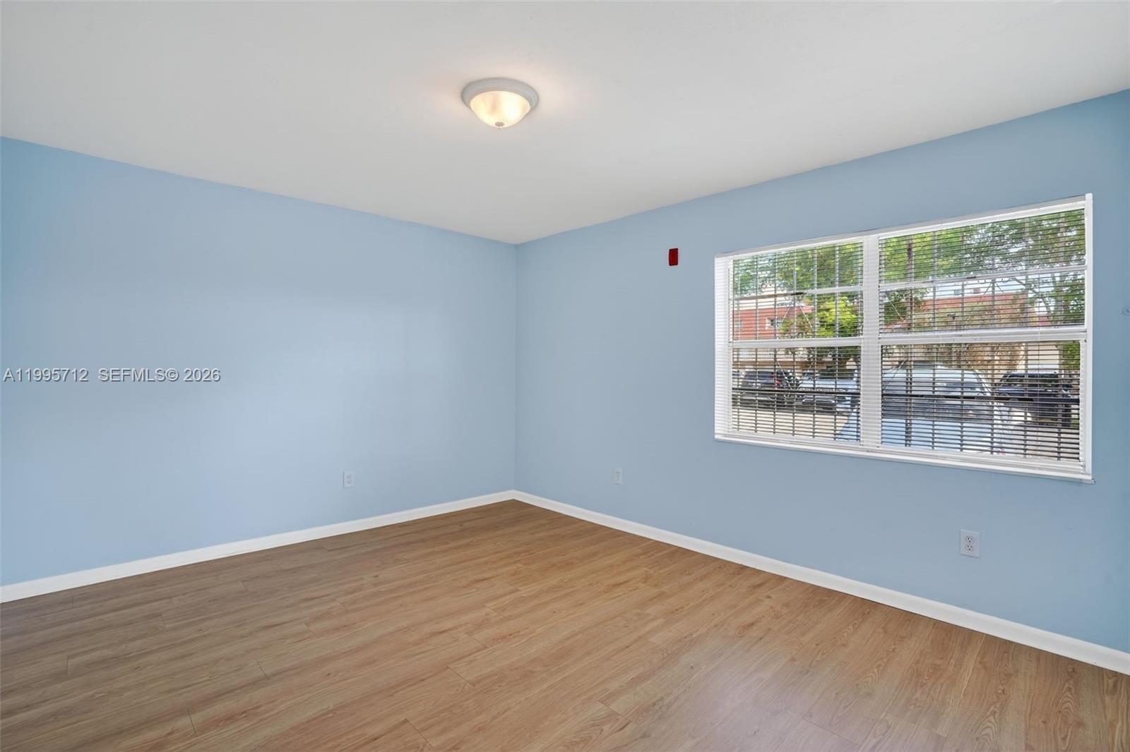 LAGUNA CLUB EAST CONDO - Residential