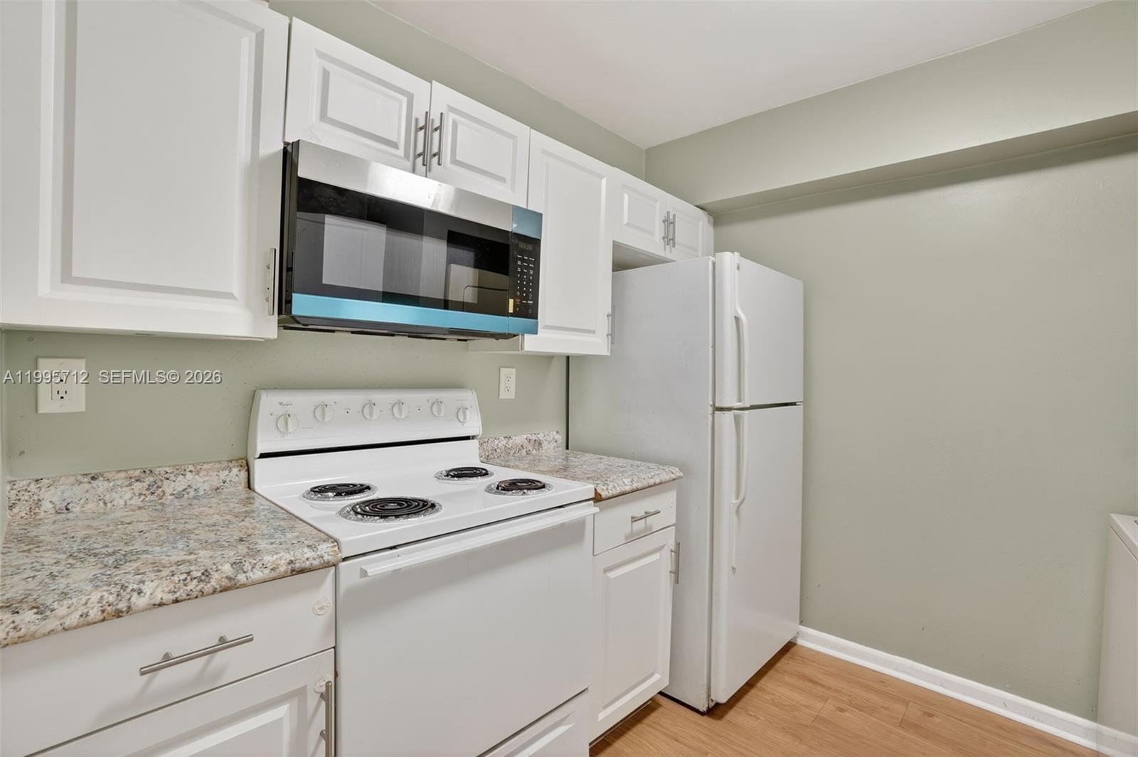 LAGUNA CLUB EAST CONDO - Residential