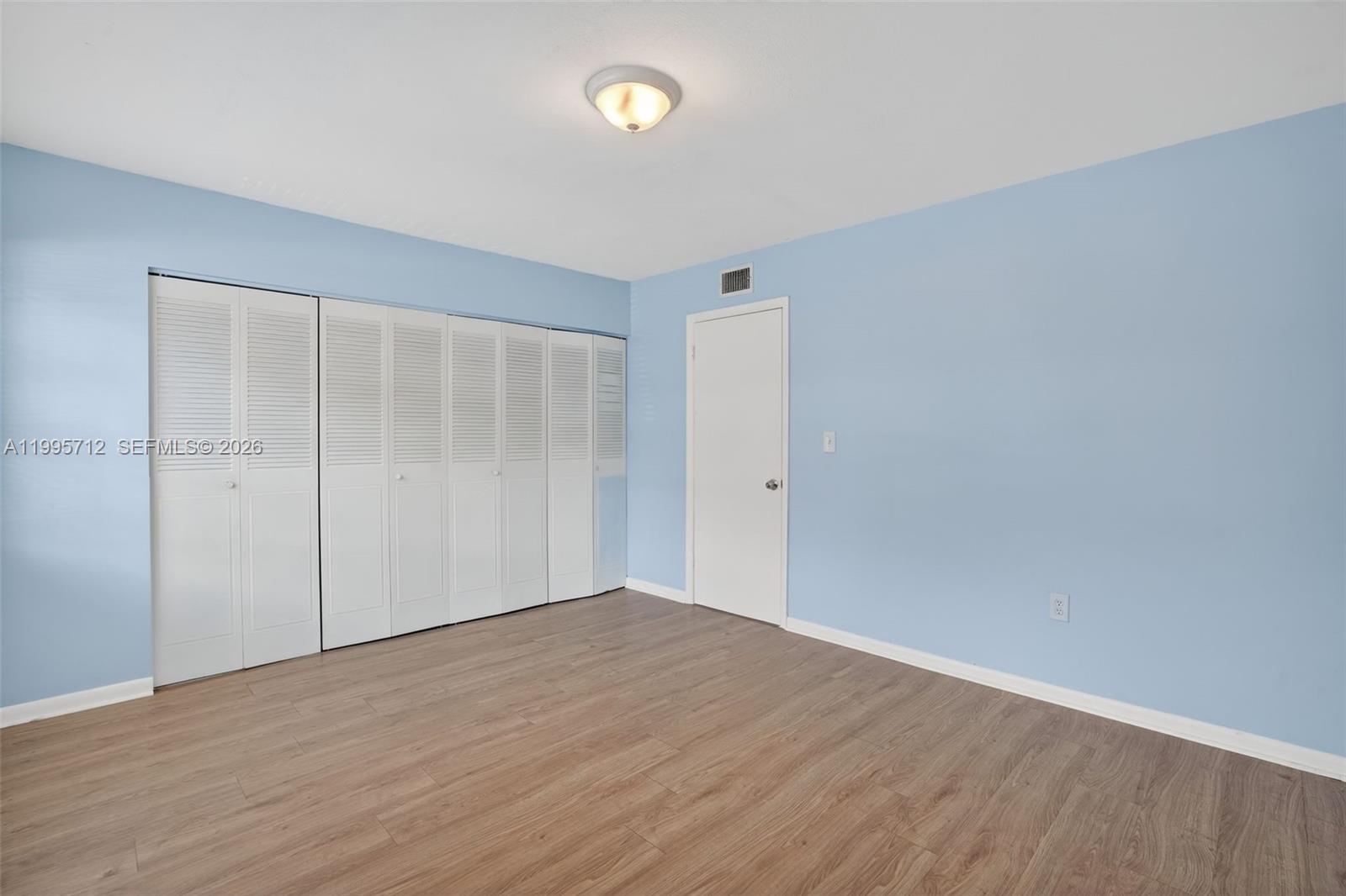 LAGUNA CLUB EAST CONDO - Residential