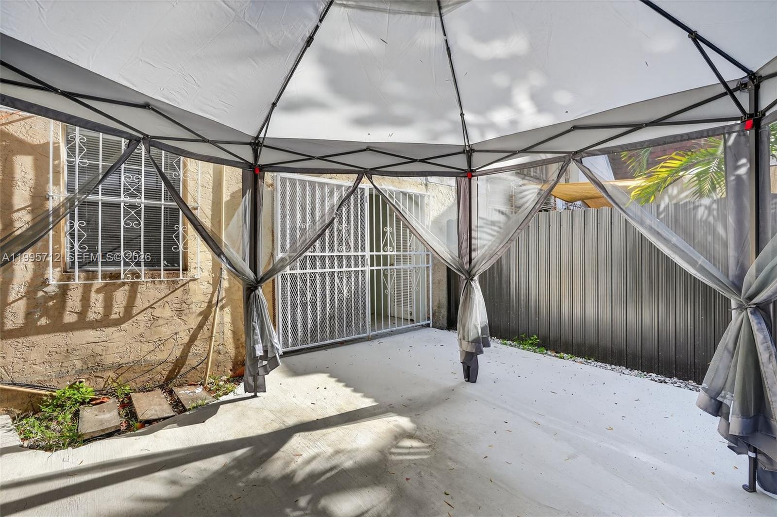 LAGUNA CLUB EAST CONDO - Residential