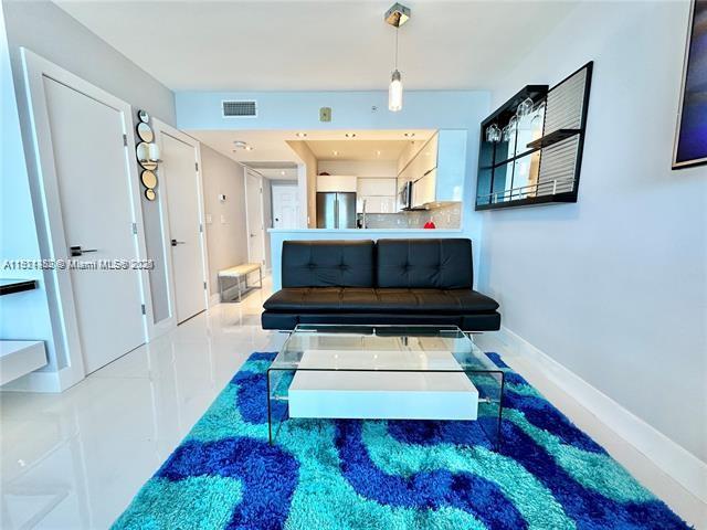 WAVE CONDO - Residential Lease