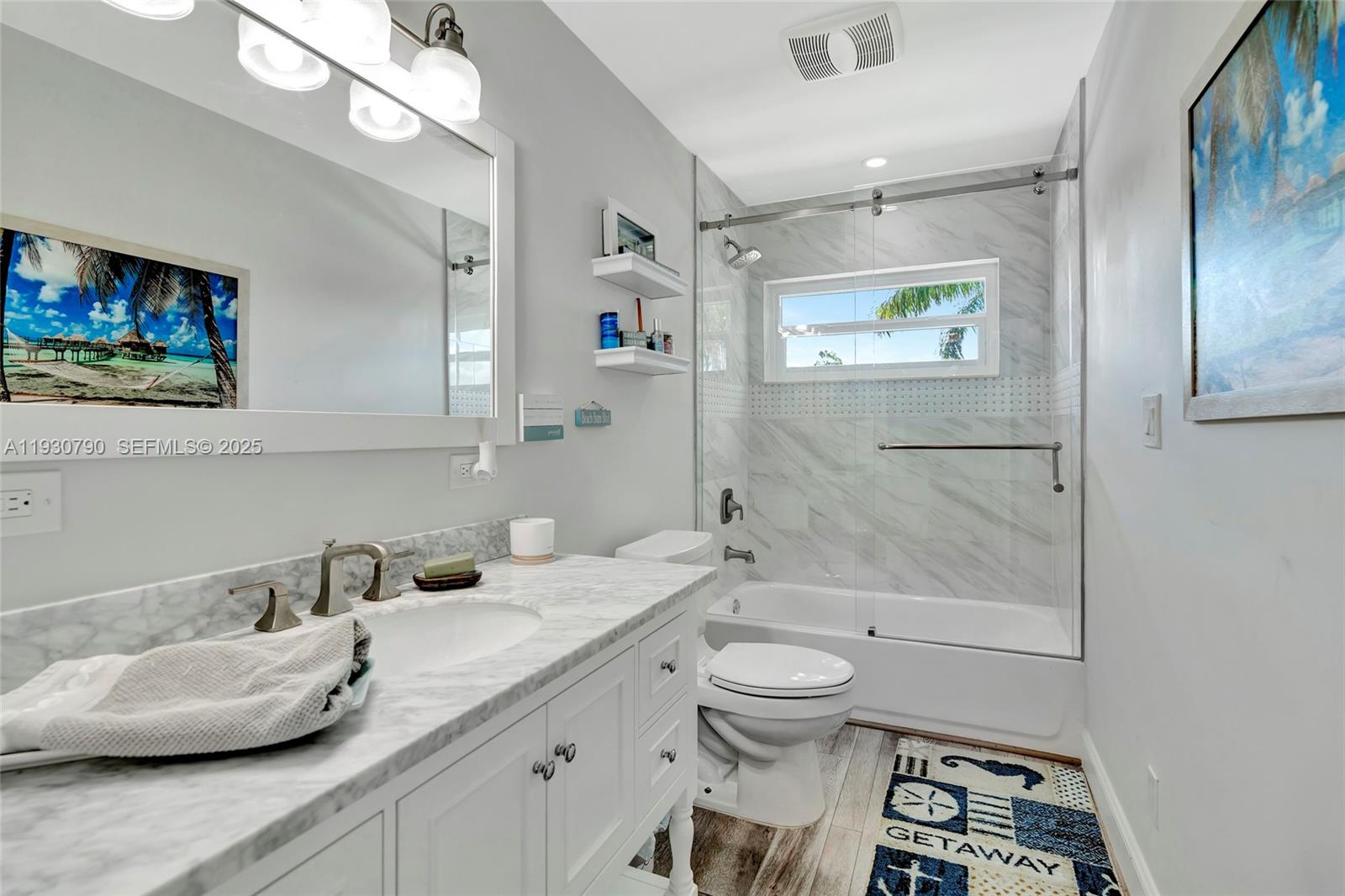 RESUBDIVISION OF 9/10-37- - Residential