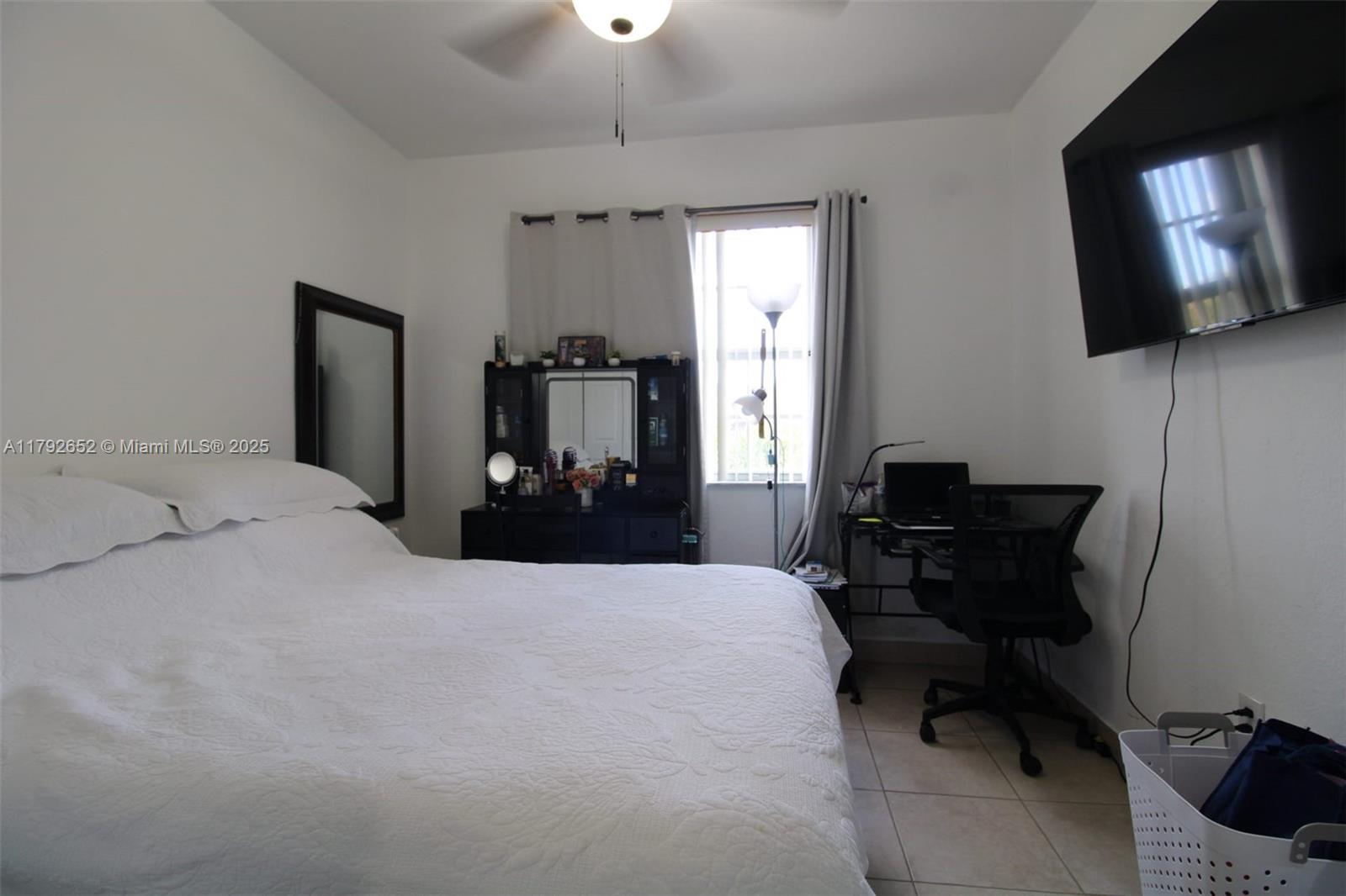 VILLAS AT CARMEL CONDO NO - Residential