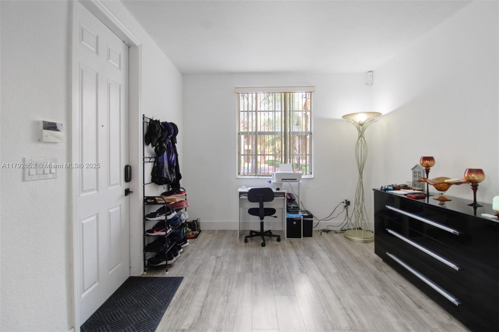 3330 NE 13th Cir Dr 111-22