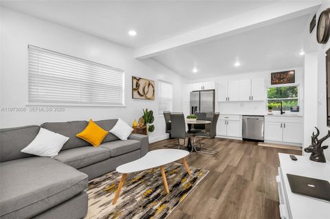 272 NW 31st ave Fort Lauderdale FL 33311