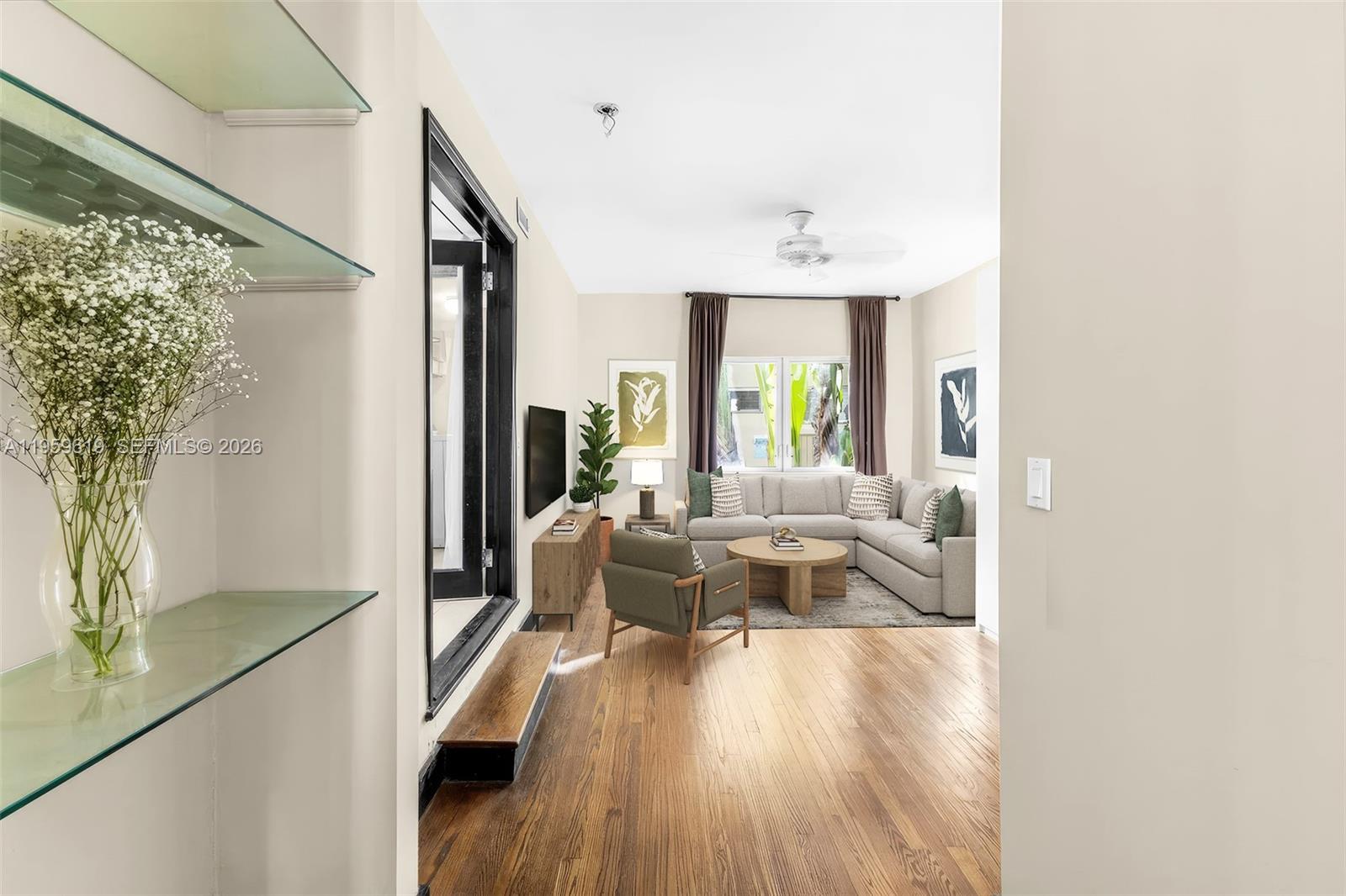 BEACHWAY CONDO - Residential