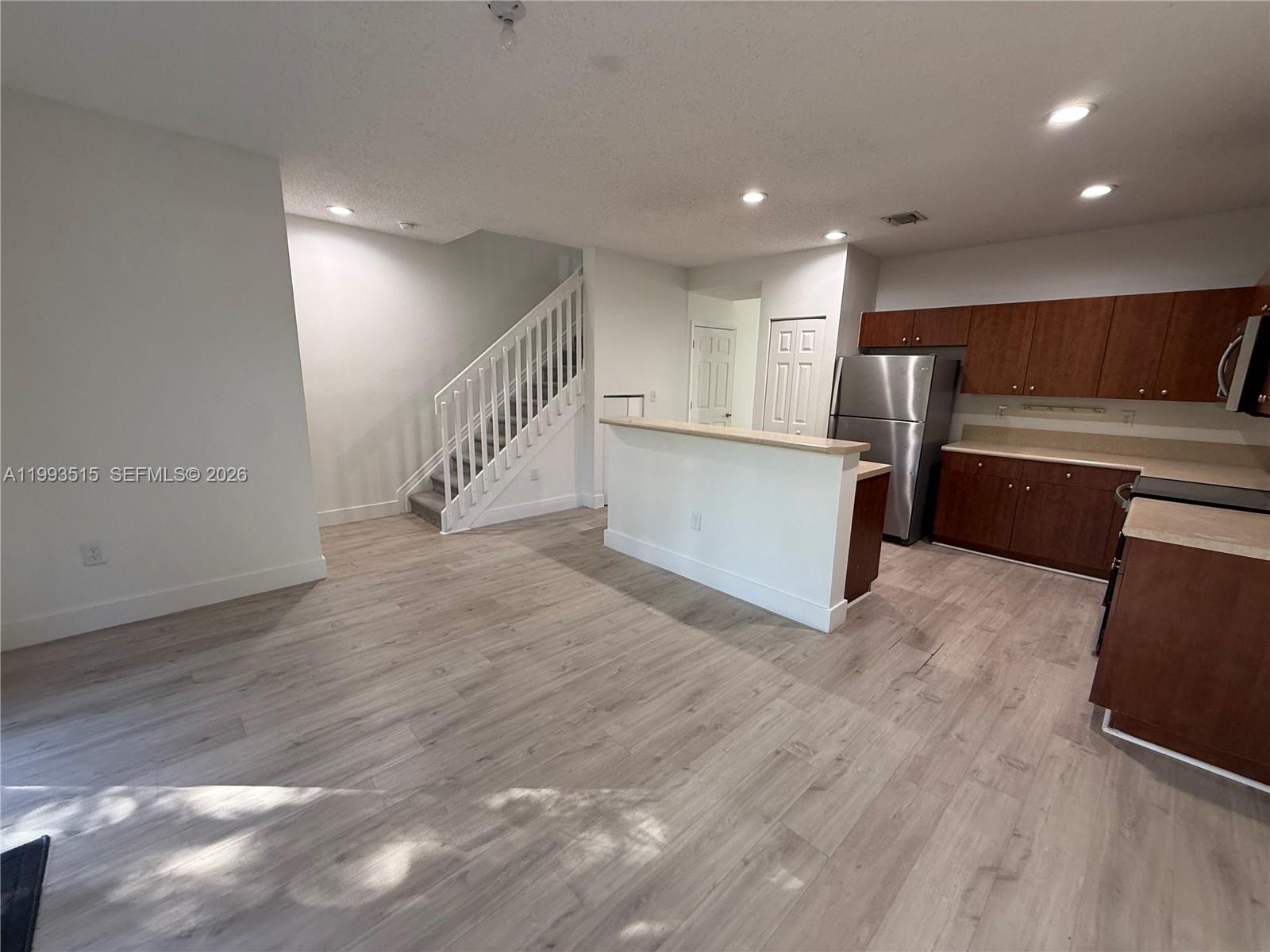 MARBELLA BAY - Residential