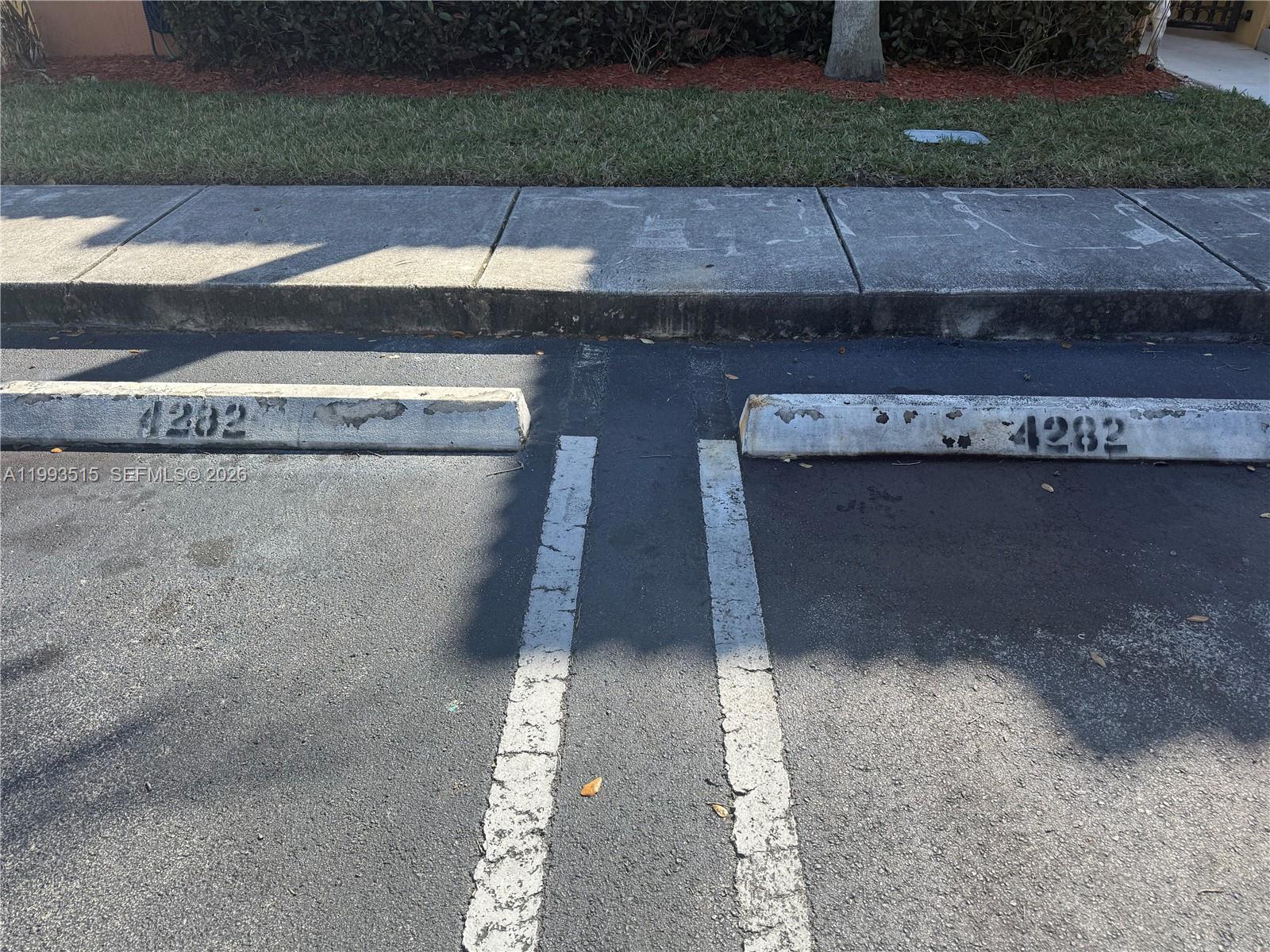 MARBELLA BAY - Residential