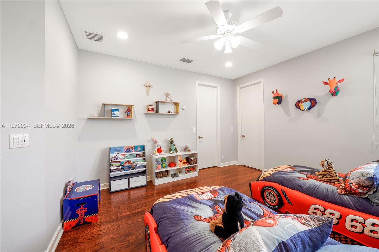 SECTOR 7 - - Residential