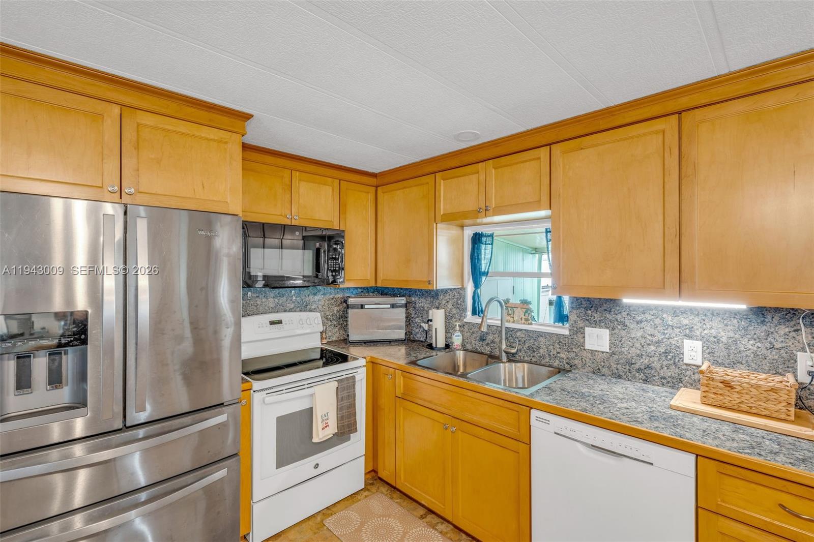 SILVER SHORES MOBILE HOMES - Residential