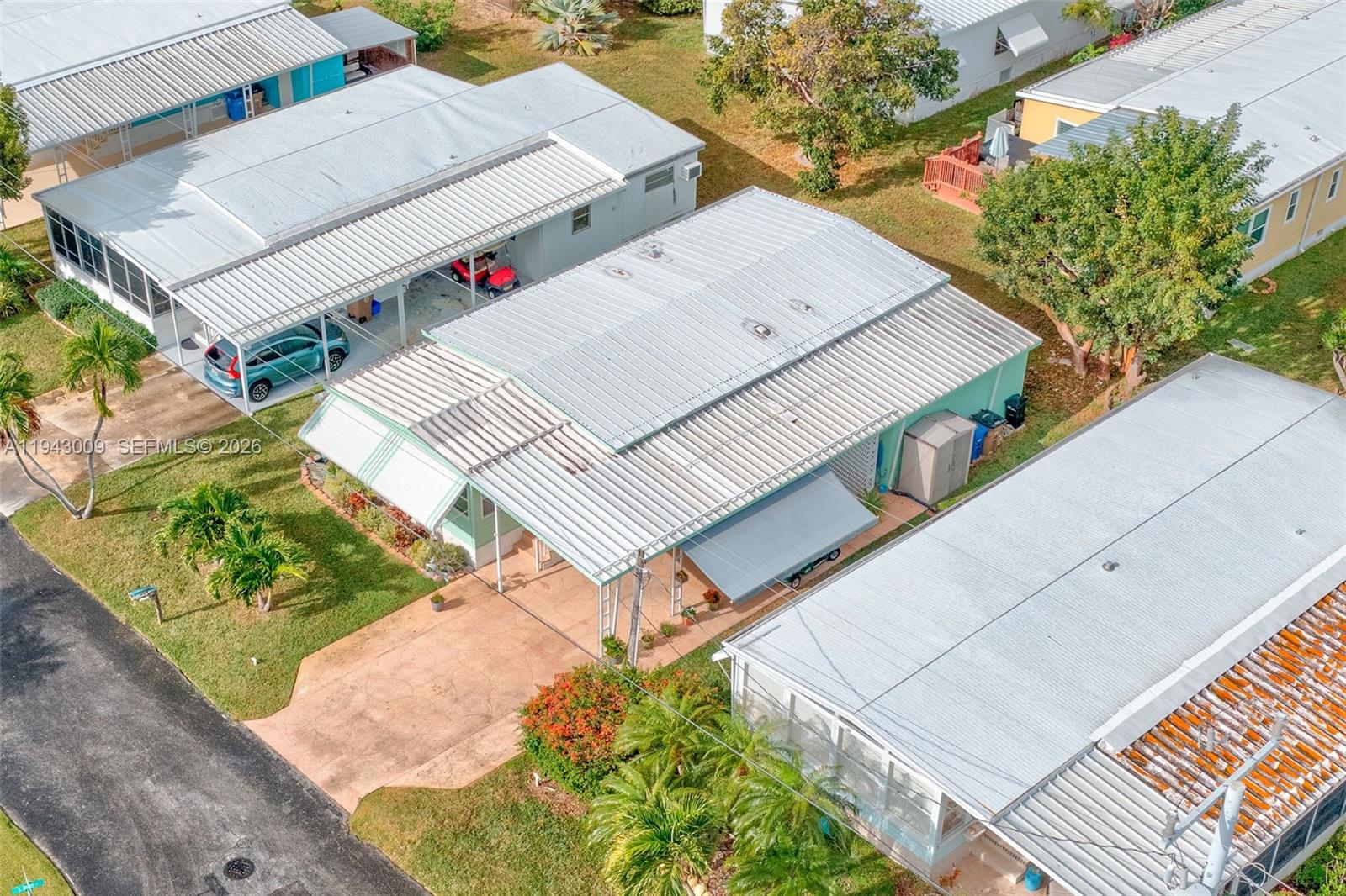 SILVER SHORES MOBILE HOMES - Residential