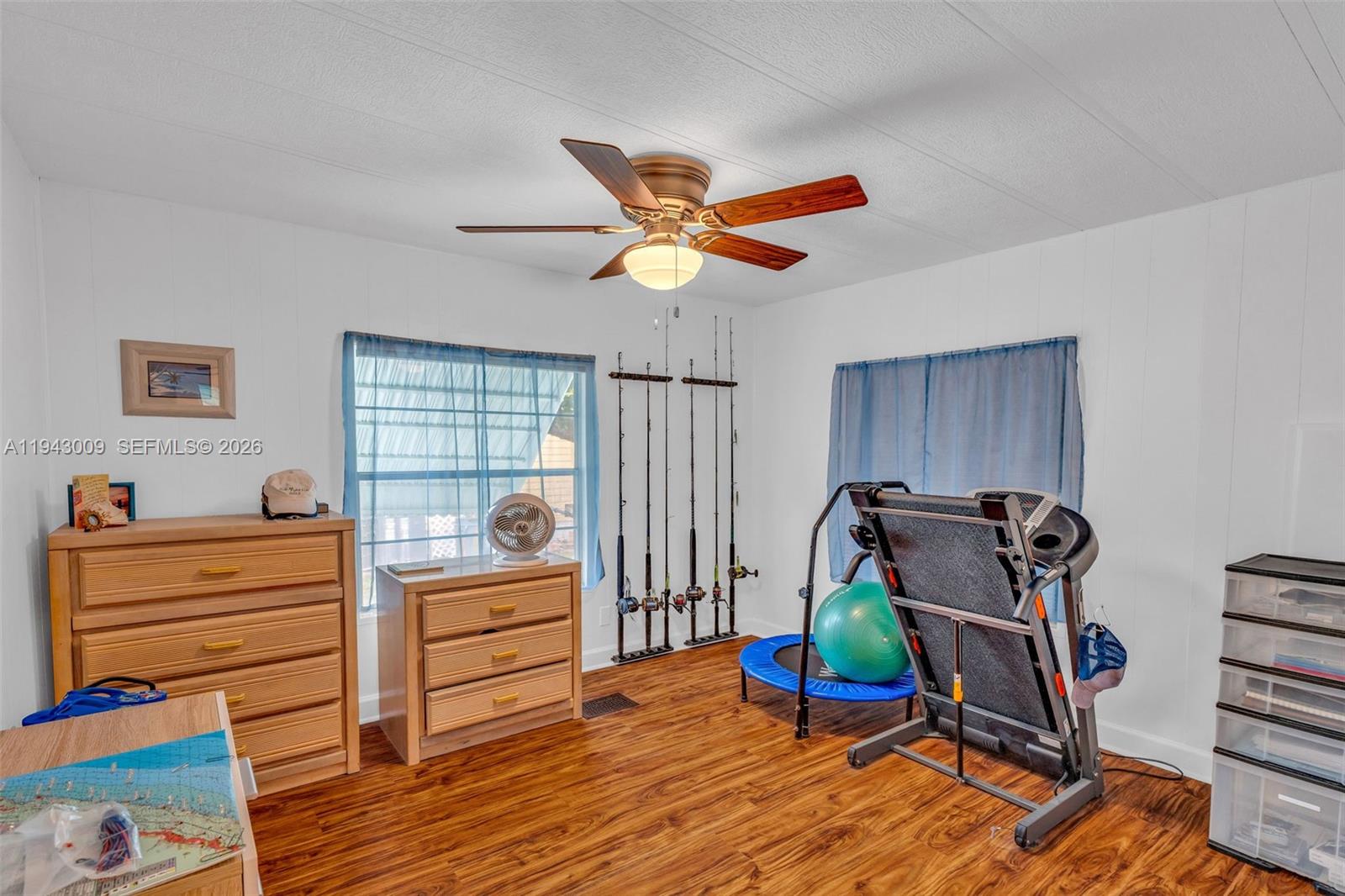 SILVER SHORES MOBILE HOMES - Residential