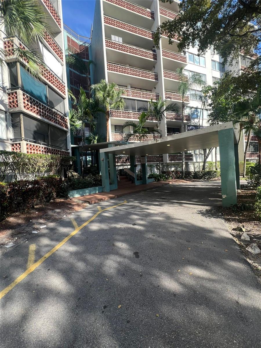 4222 Inverrary Blvd 4308, Lauderhill, Miami-Dade County, Florida - 1 Bedrooms  
2 Bathrooms - 