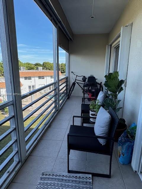 MARINER IV CONDO - Residential