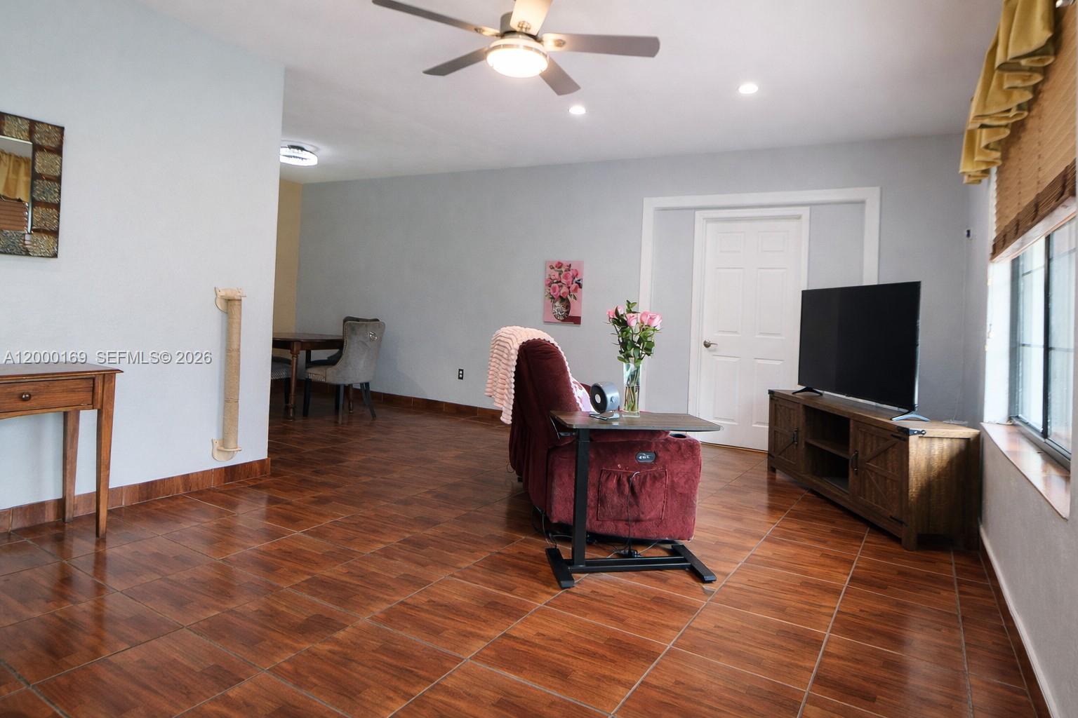 R J CLARK MANOR - Residential