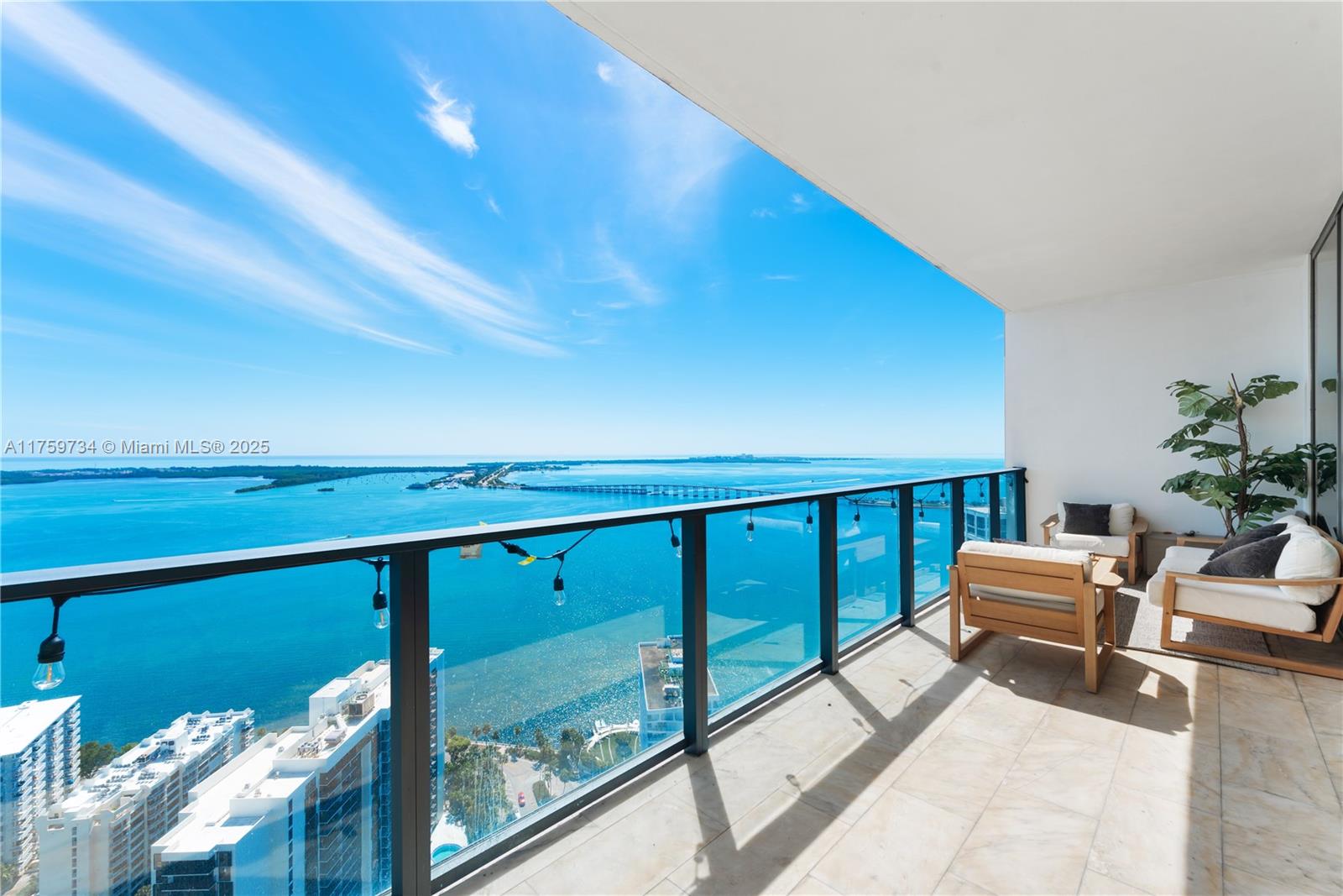 1451 Brickell Ave 4002, Miami, Broward County, Florida - 2 Bedrooms  
3 Bathrooms - 