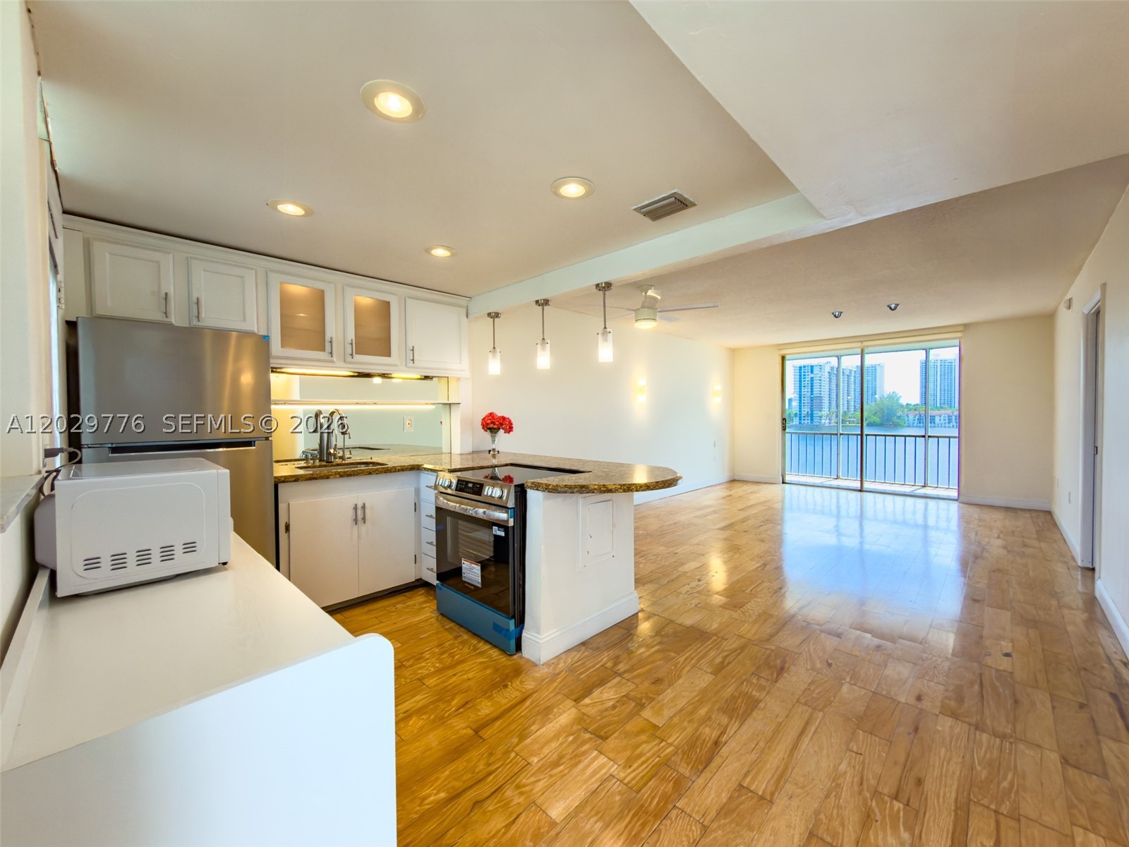 Photo 1 of 50 — 2861 Leonard Dr F503, Aventura, FL 33160