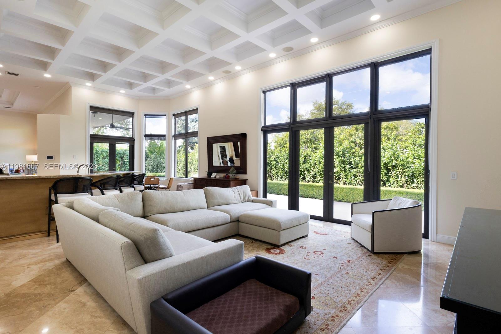 PALM MIAMI AMD - Residential