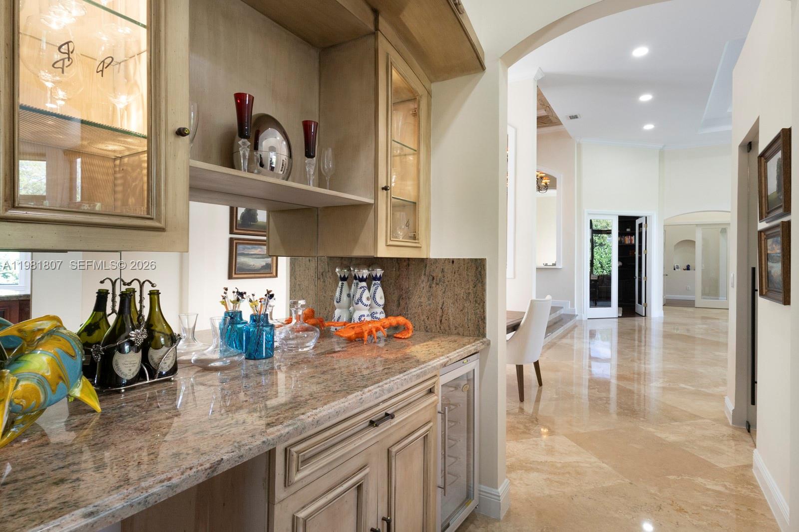 PALM MIAMI AMD - Residential