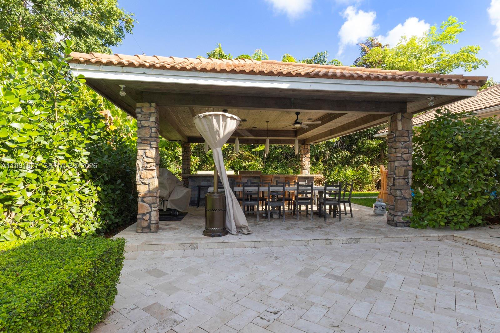 PALM MIAMI AMD - Residential