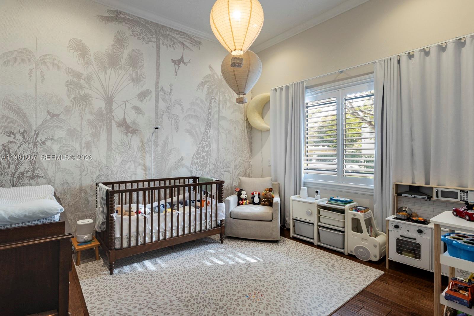 PALM MIAMI AMD - Residential