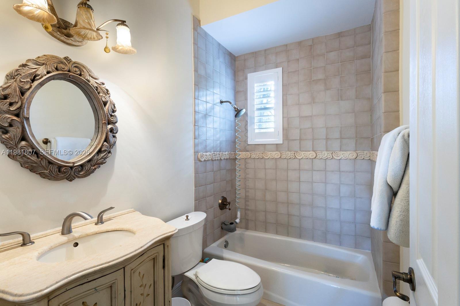 PALM MIAMI AMD - Residential