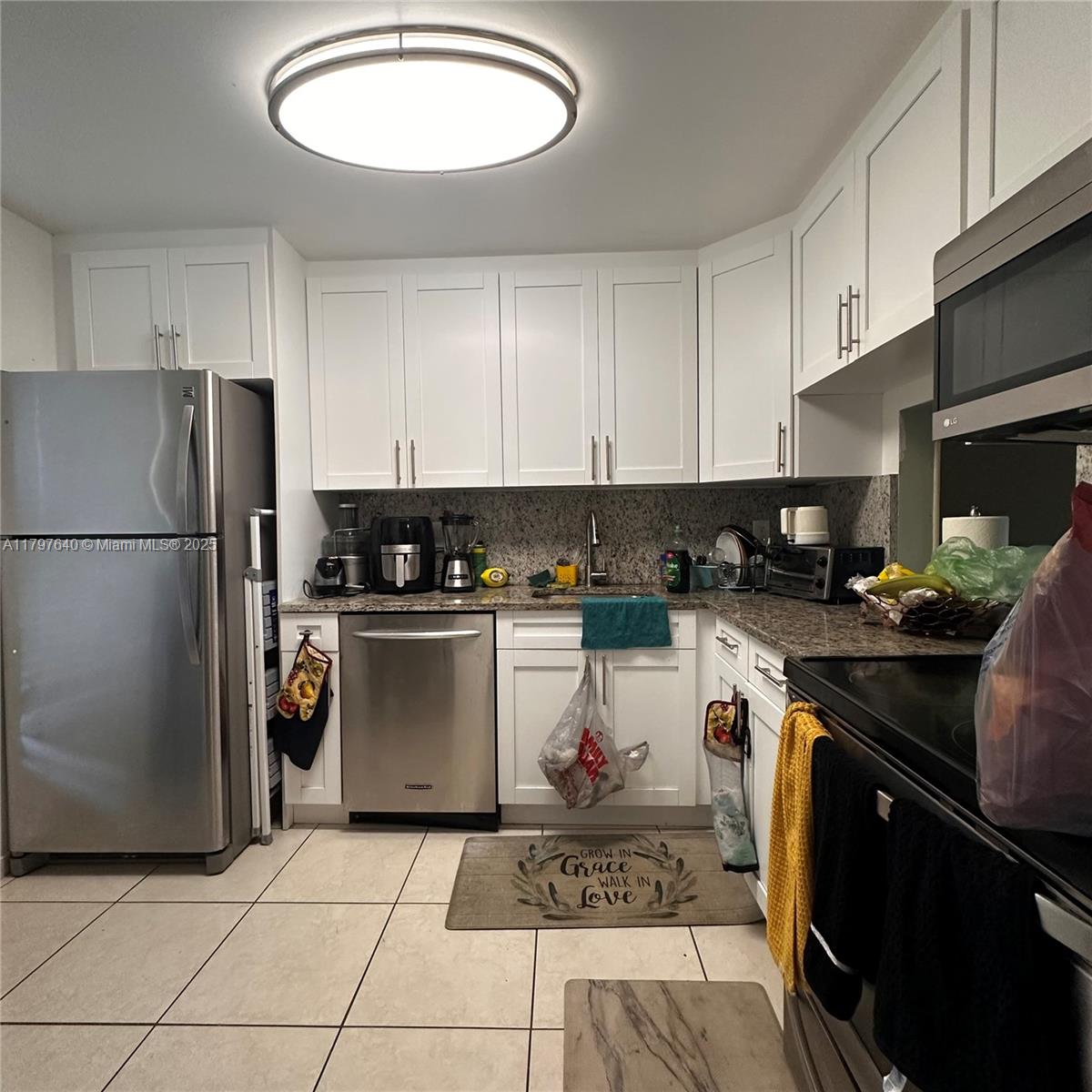 5860 NW 64th Ave 203