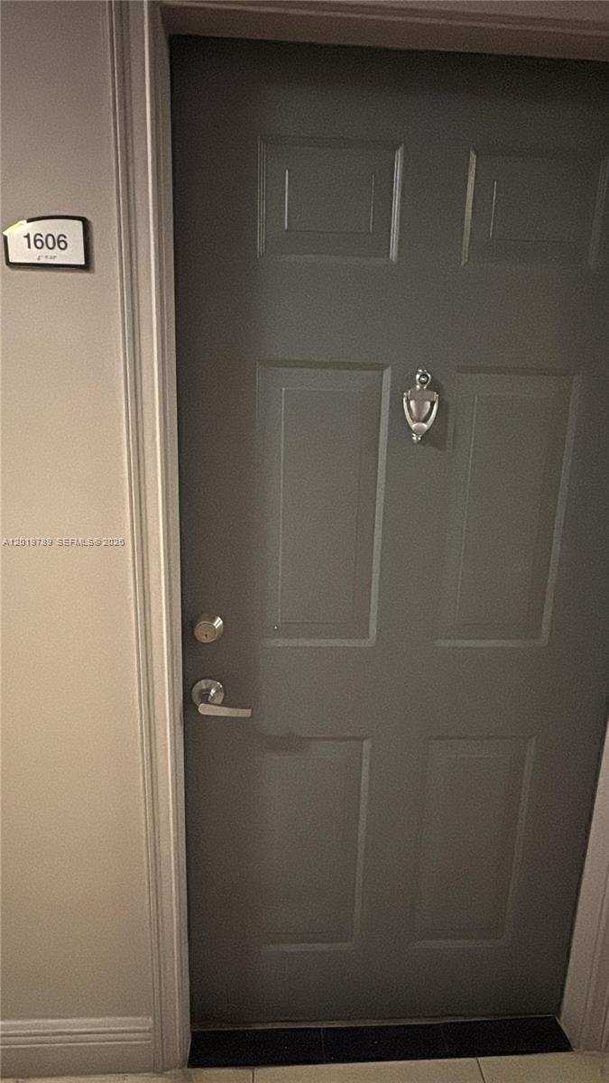 1800 Biscayne Plaza Condo - Residential