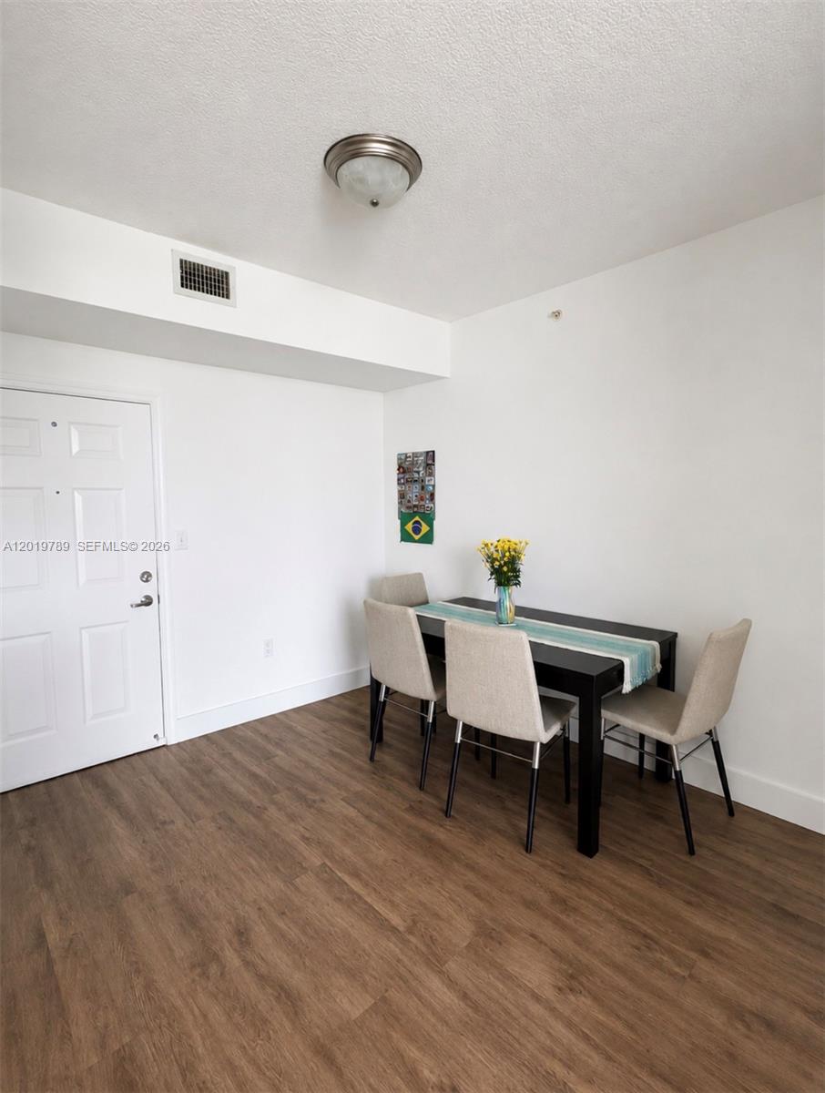 1800 Biscayne Plaza Condo - Residential