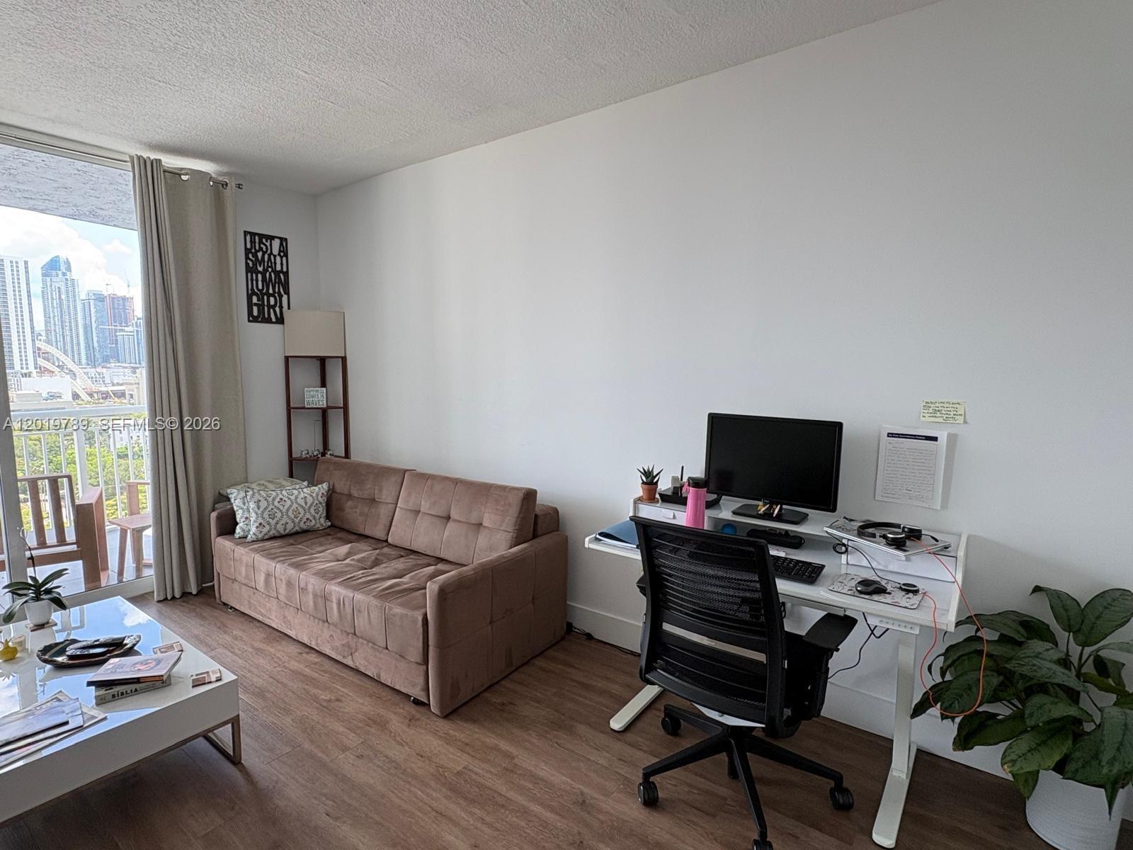 1800 Biscayne Plaza Condo - Residential