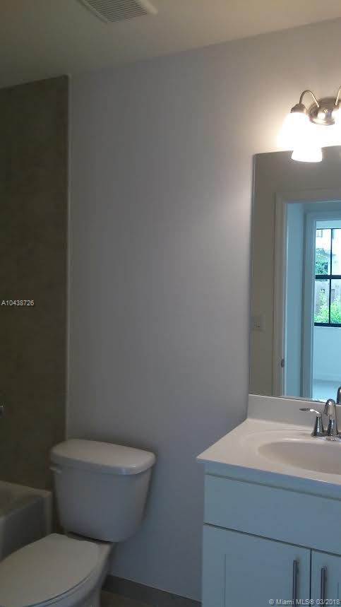 Doral Cay - Residential Lease