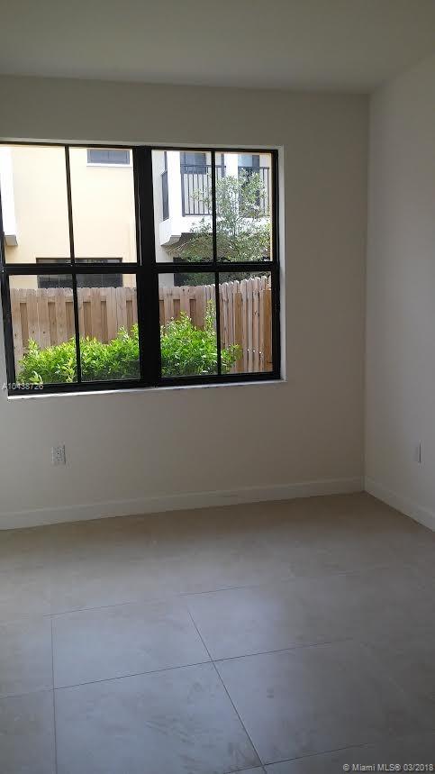 Doral Cay - Residential Lease