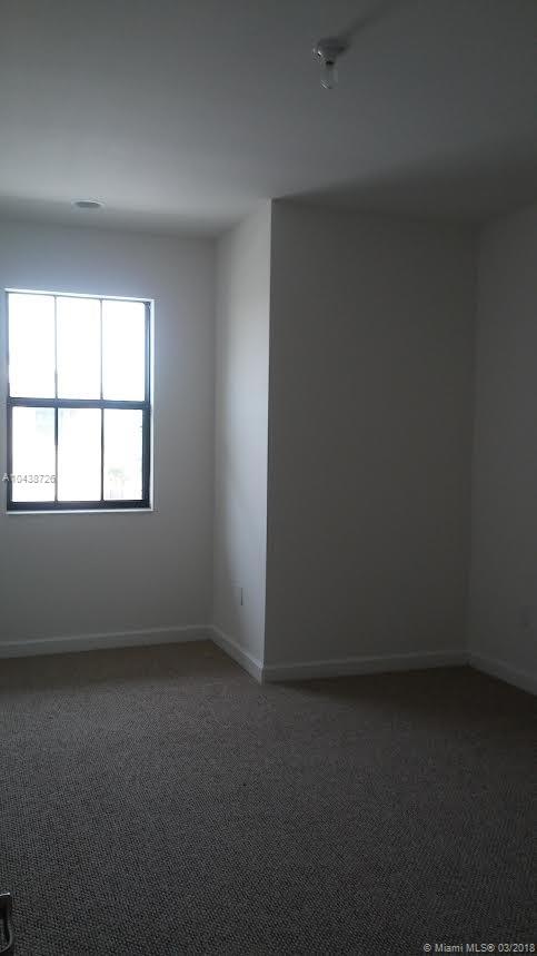 Doral Cay - Residential Lease