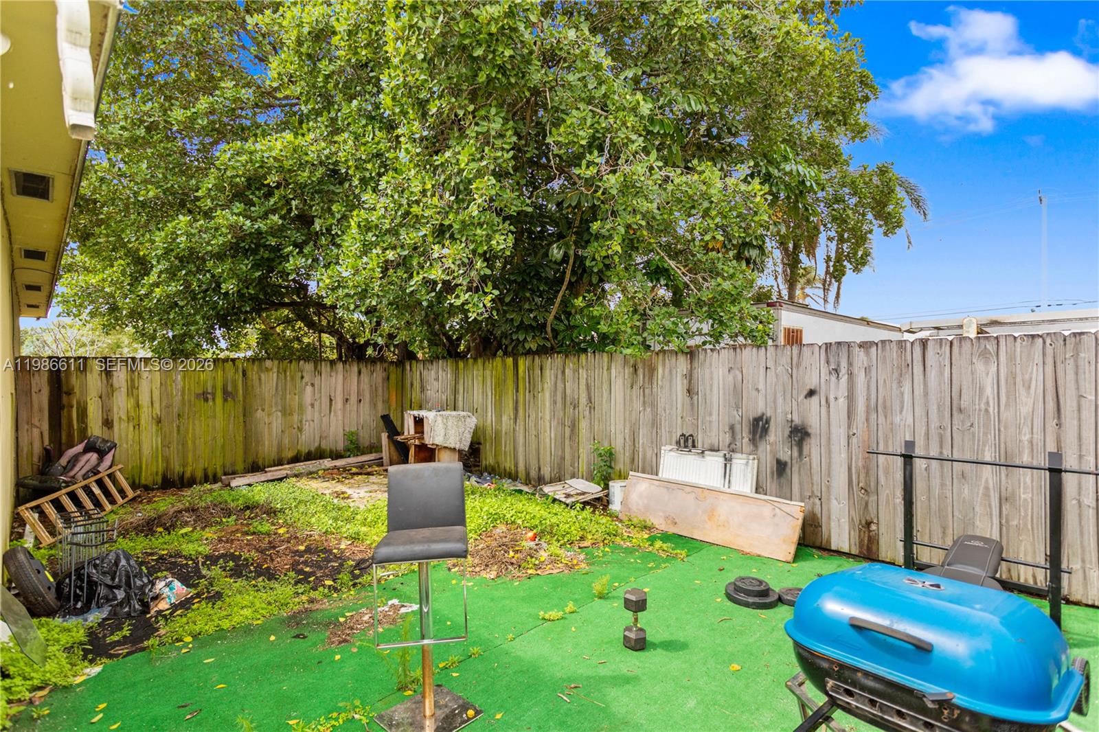 SUNNY LAKE ESTS 1ST ADDN - Residential Income