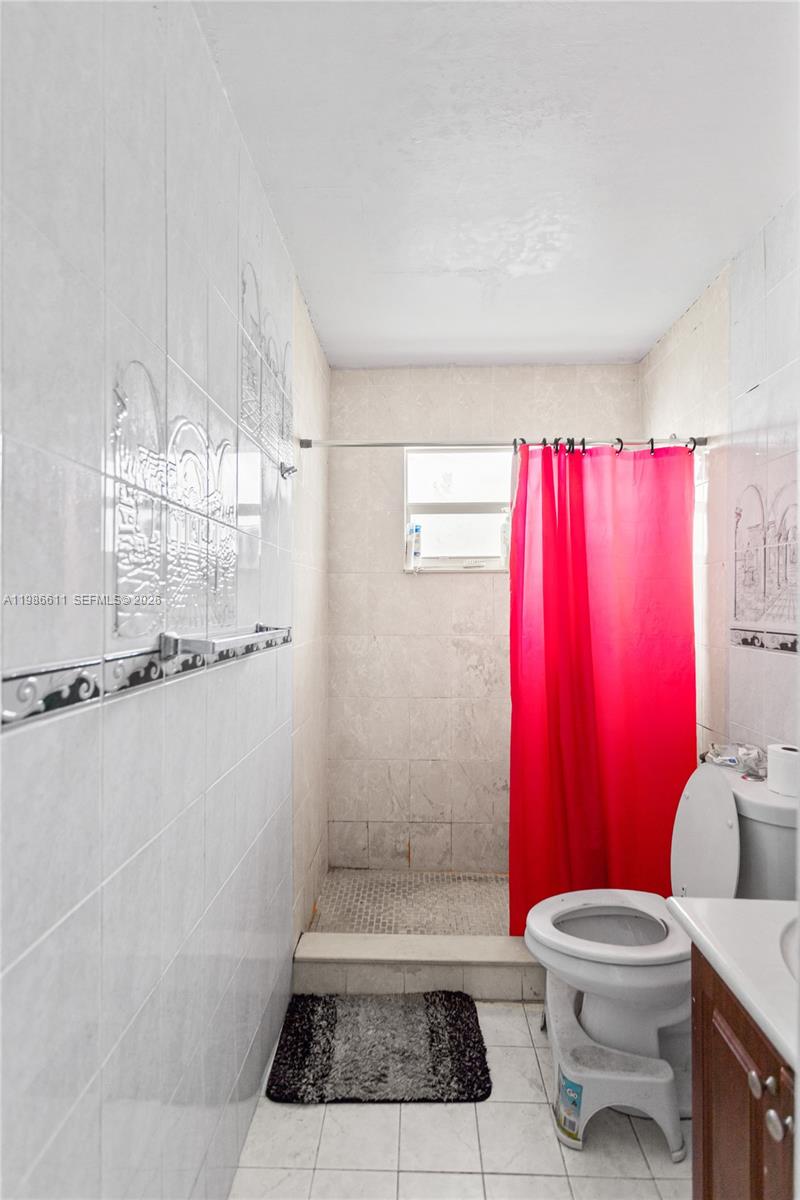 SUNNY LAKE ESTS 1ST ADDN - Residential Income