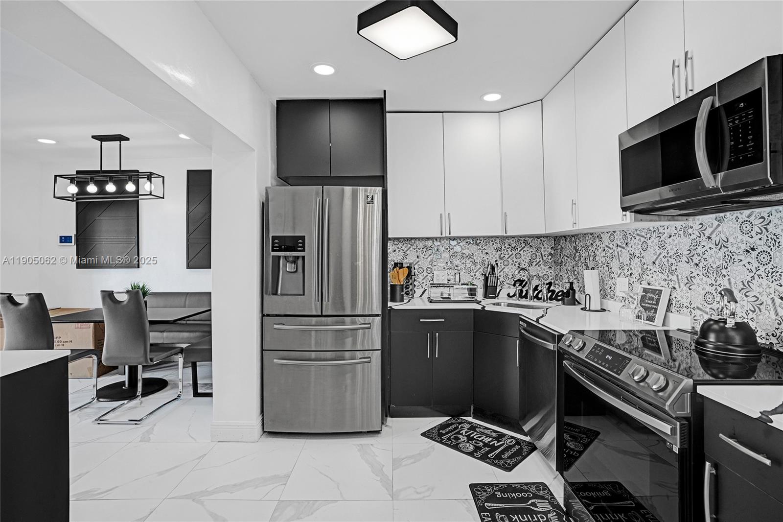 JOY HOMES - Residential