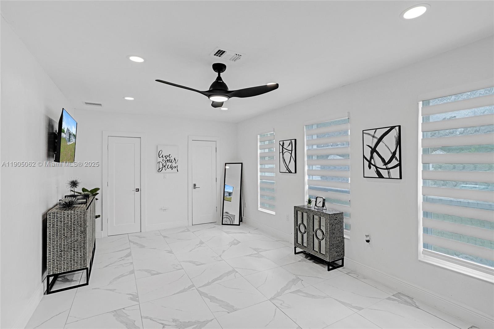 JOY HOMES - Residential