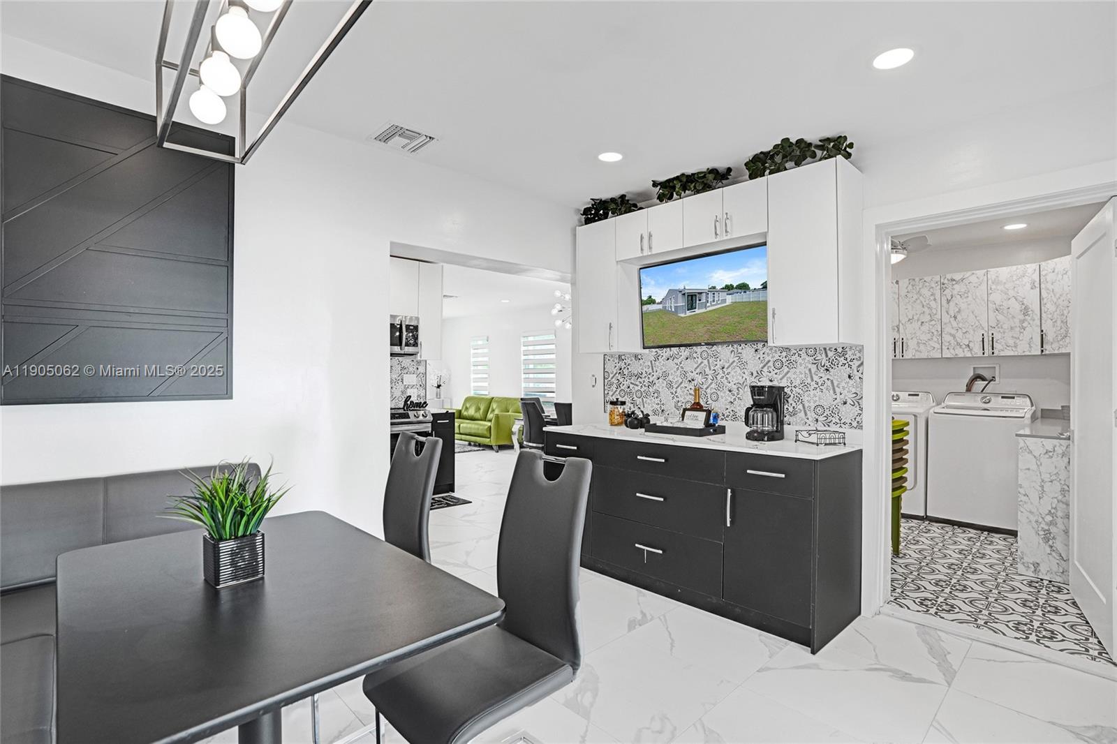 JOY HOMES - Residential