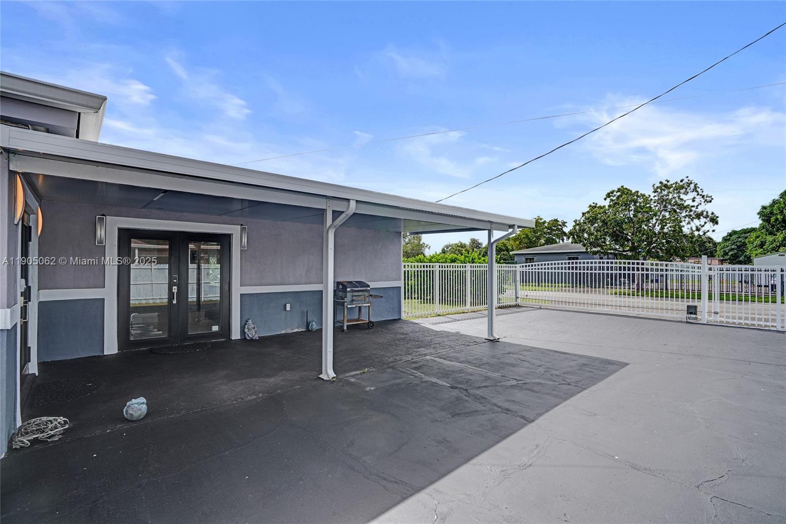 JOY HOMES - Residential