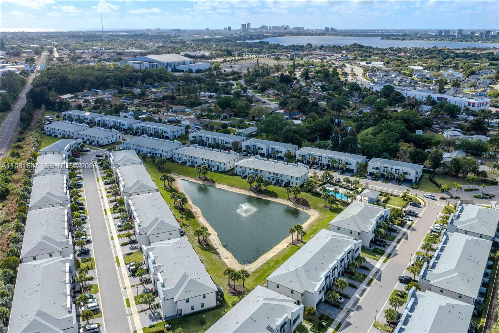 ENCLAVE AT MANGONIA PARK - Residential