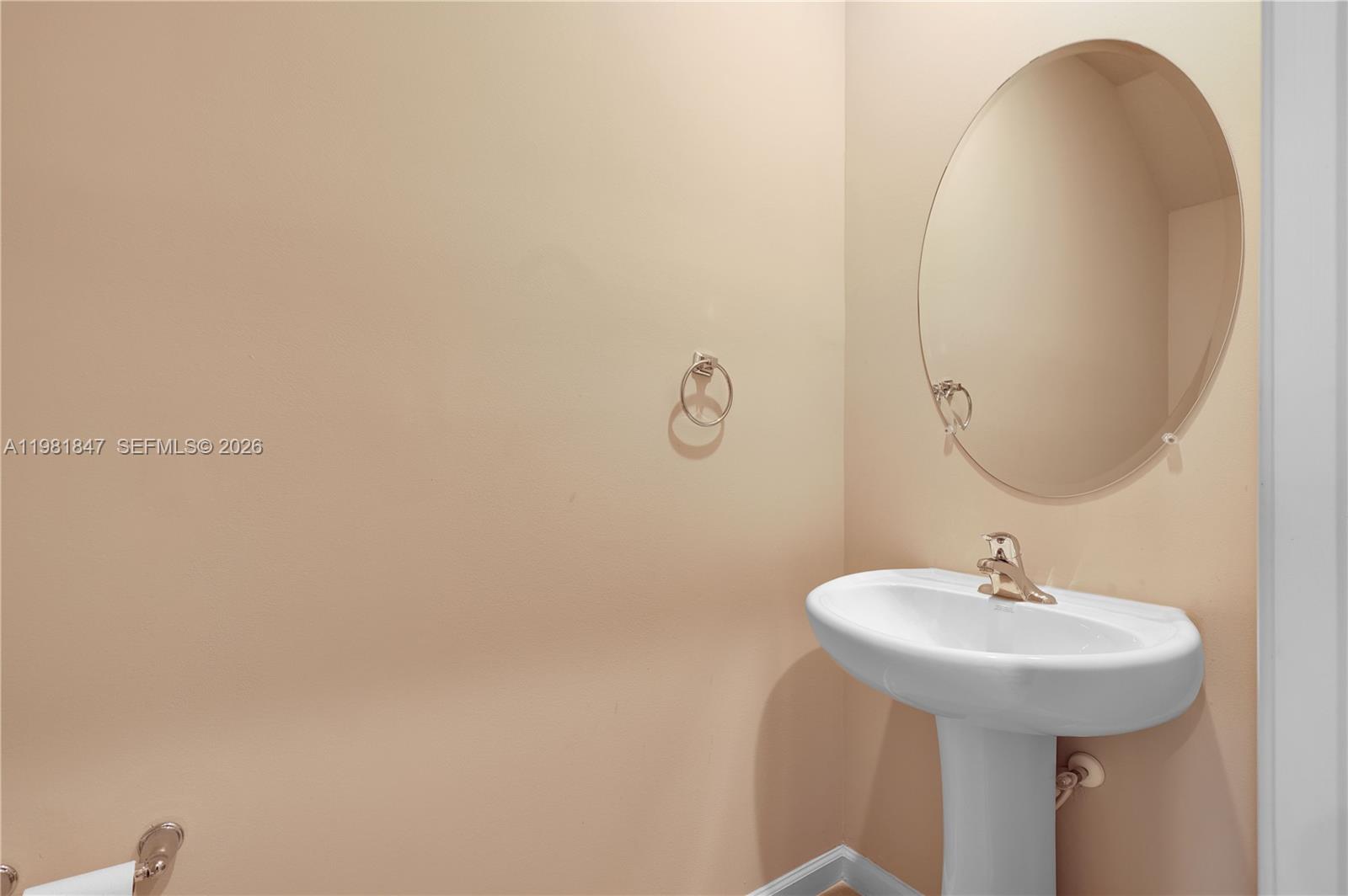 ENCLAVE AT MANGONIA PARK - Residential