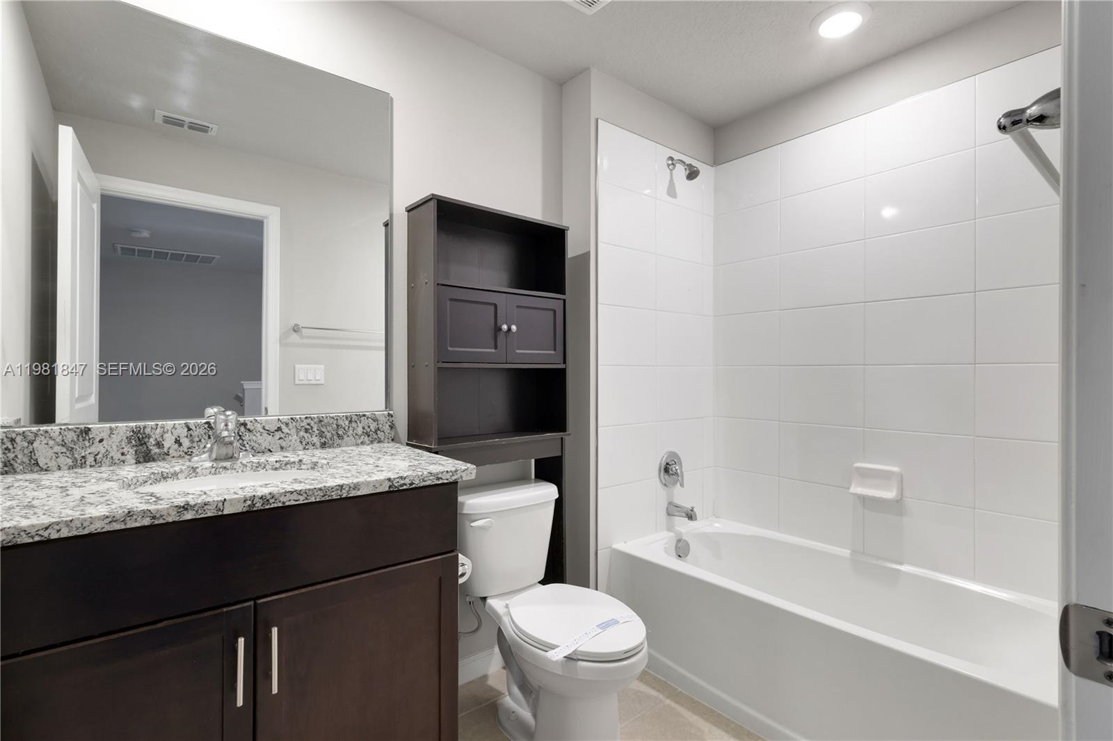 ENCLAVE AT MANGONIA PARK - Residential