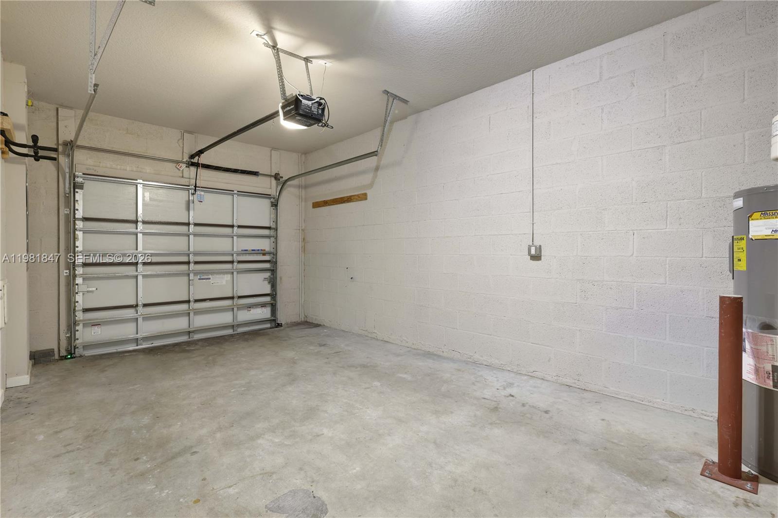 ENCLAVE AT MANGONIA PARK - Residential