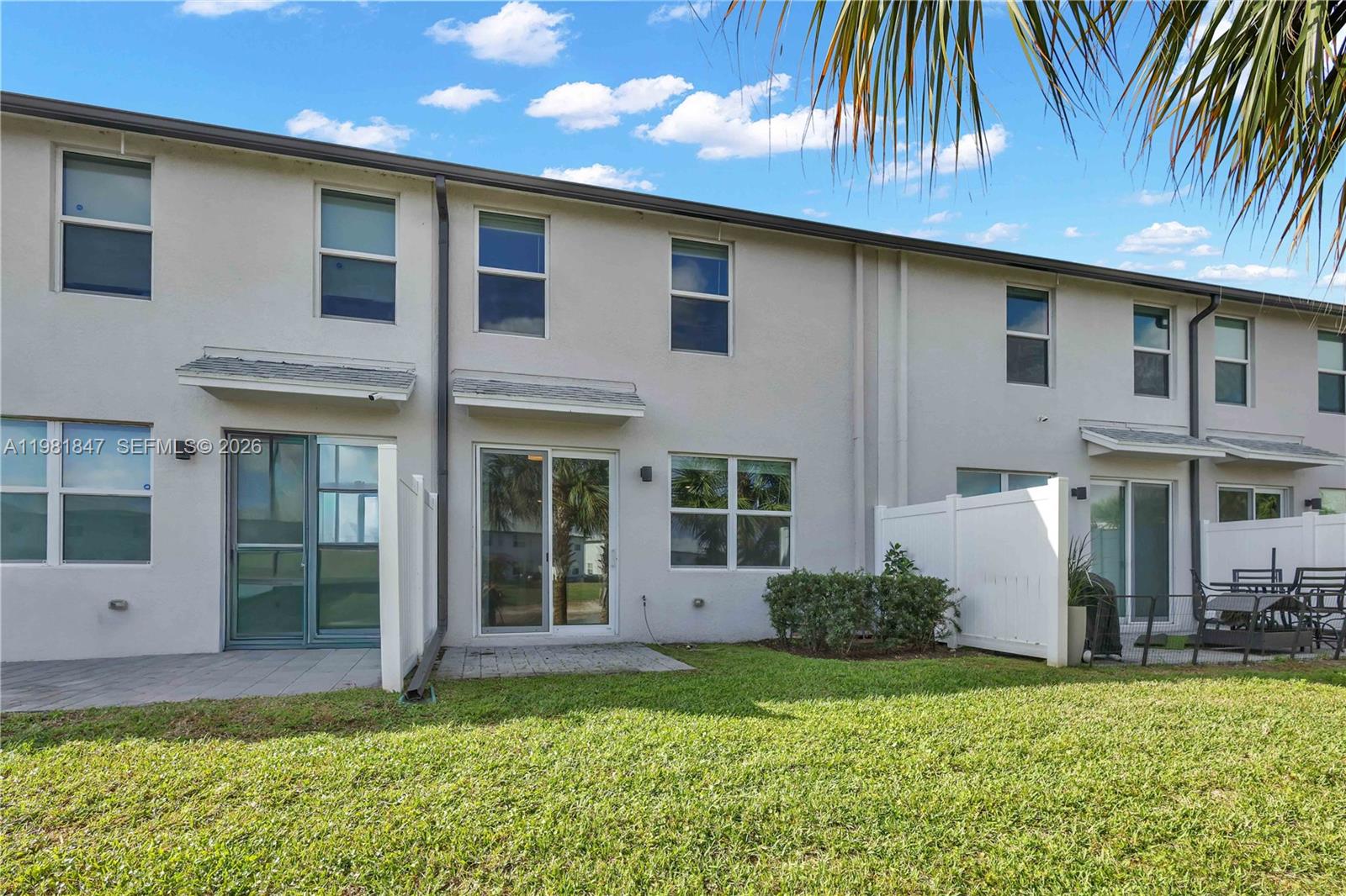 ENCLAVE AT MANGONIA PARK - Residential