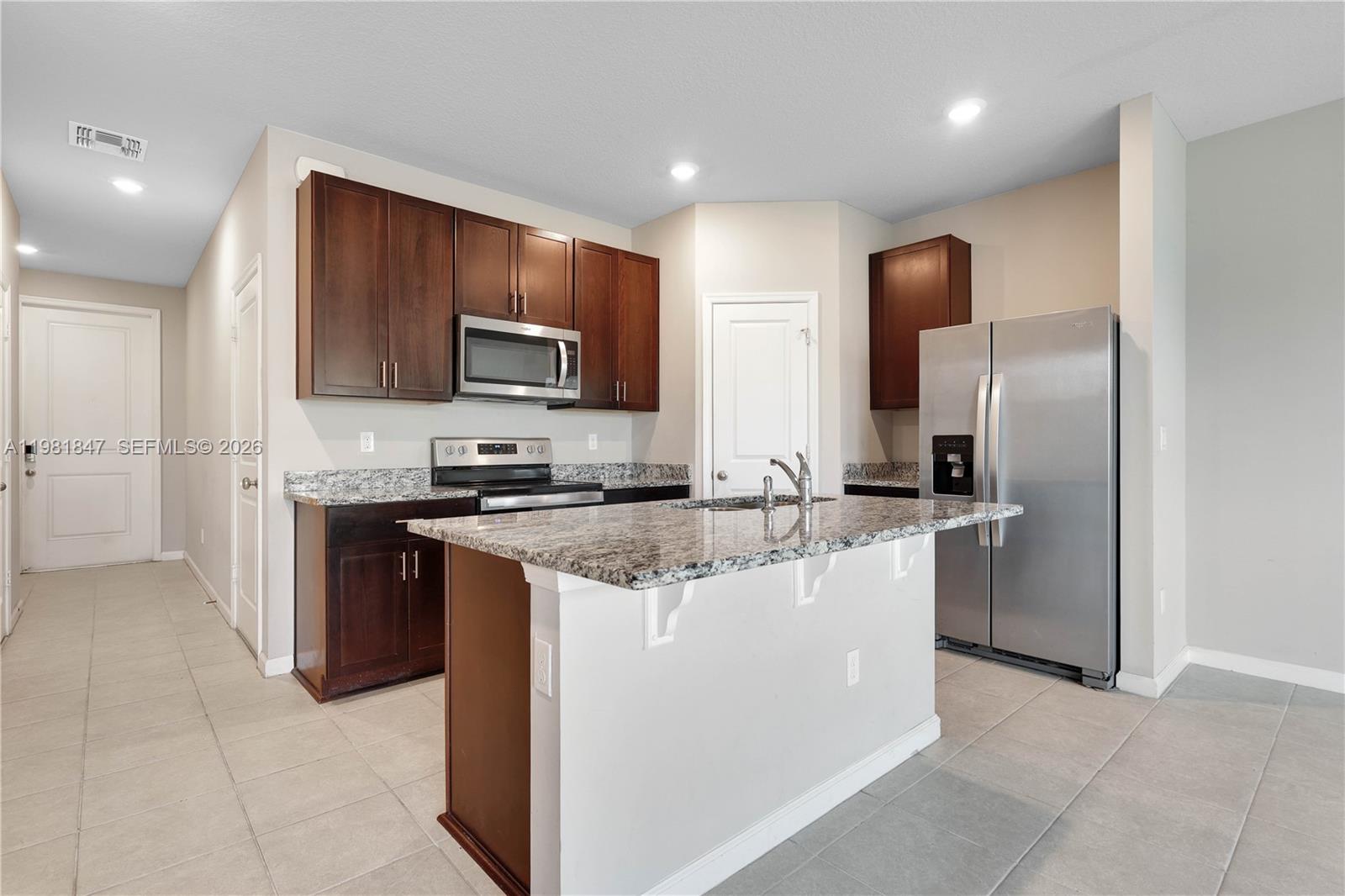 ENCLAVE AT MANGONIA PARK - Residential