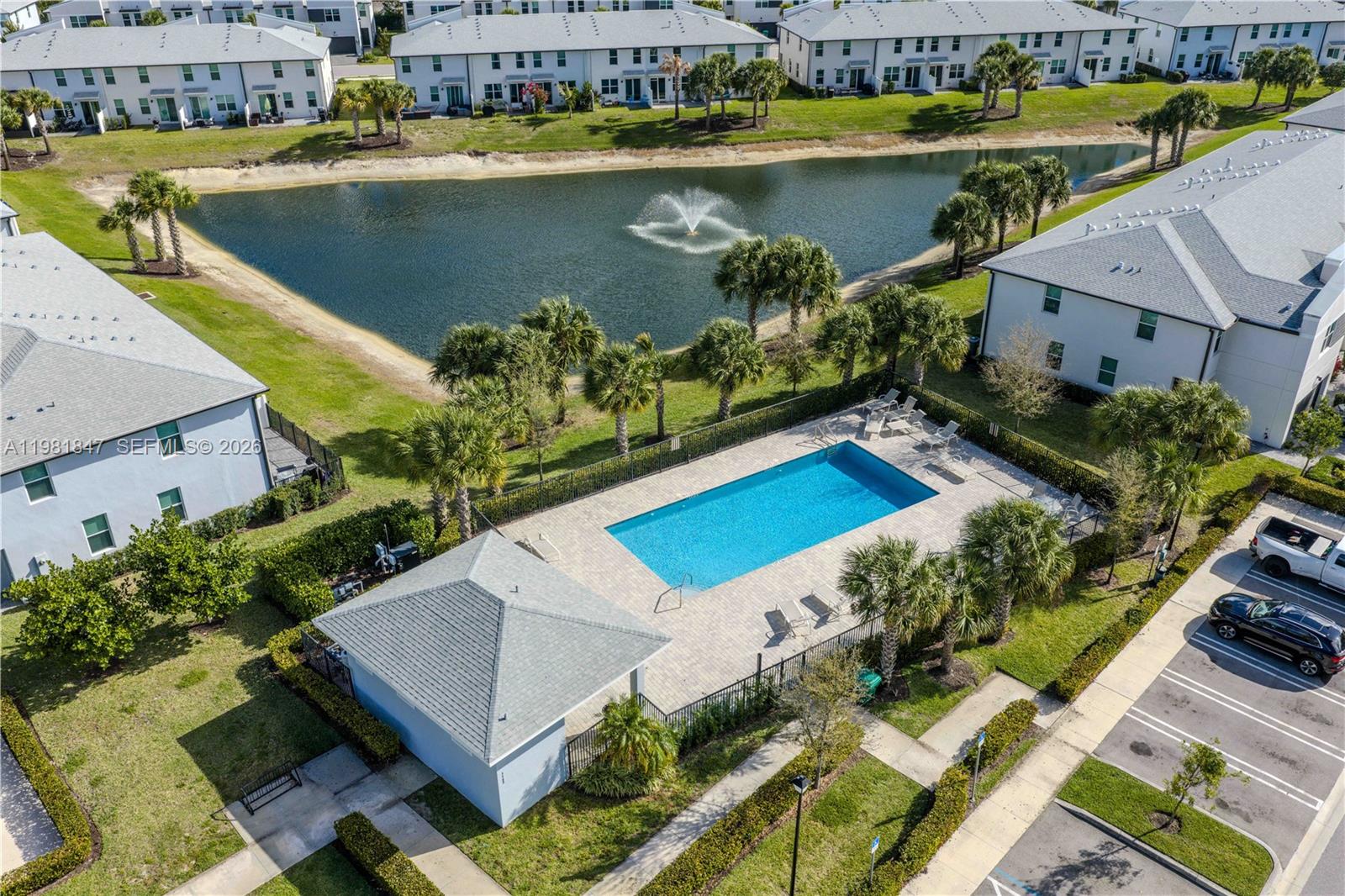 ENCLAVE AT MANGONIA PARK - Residential