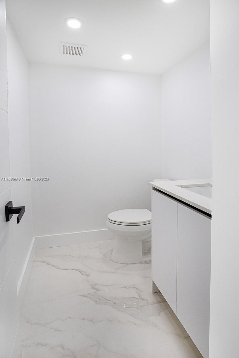 KINGSLEY AT CENTURY VILLA - Residential