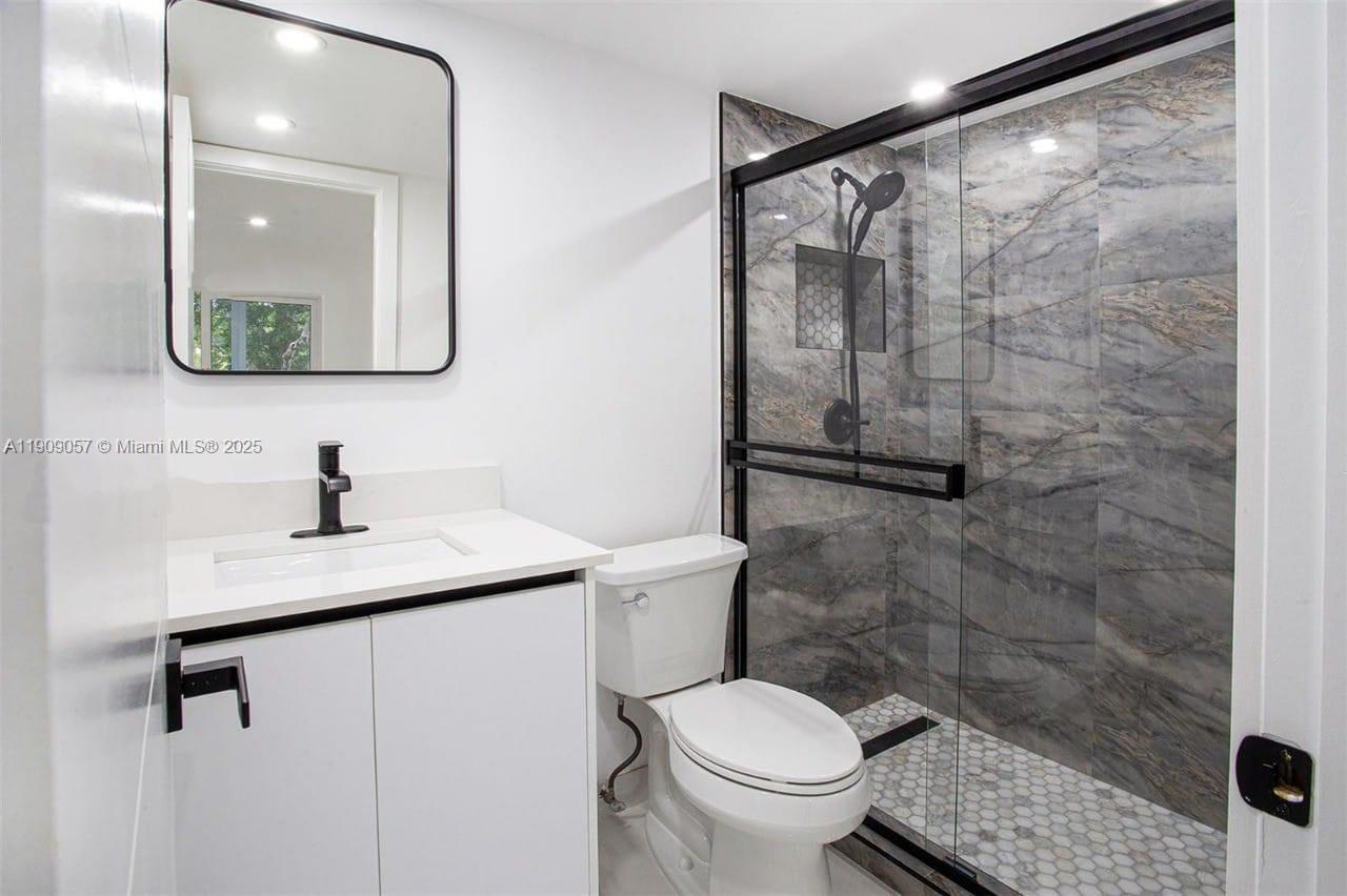 KINGSLEY AT CENTURY VILLA - Residential