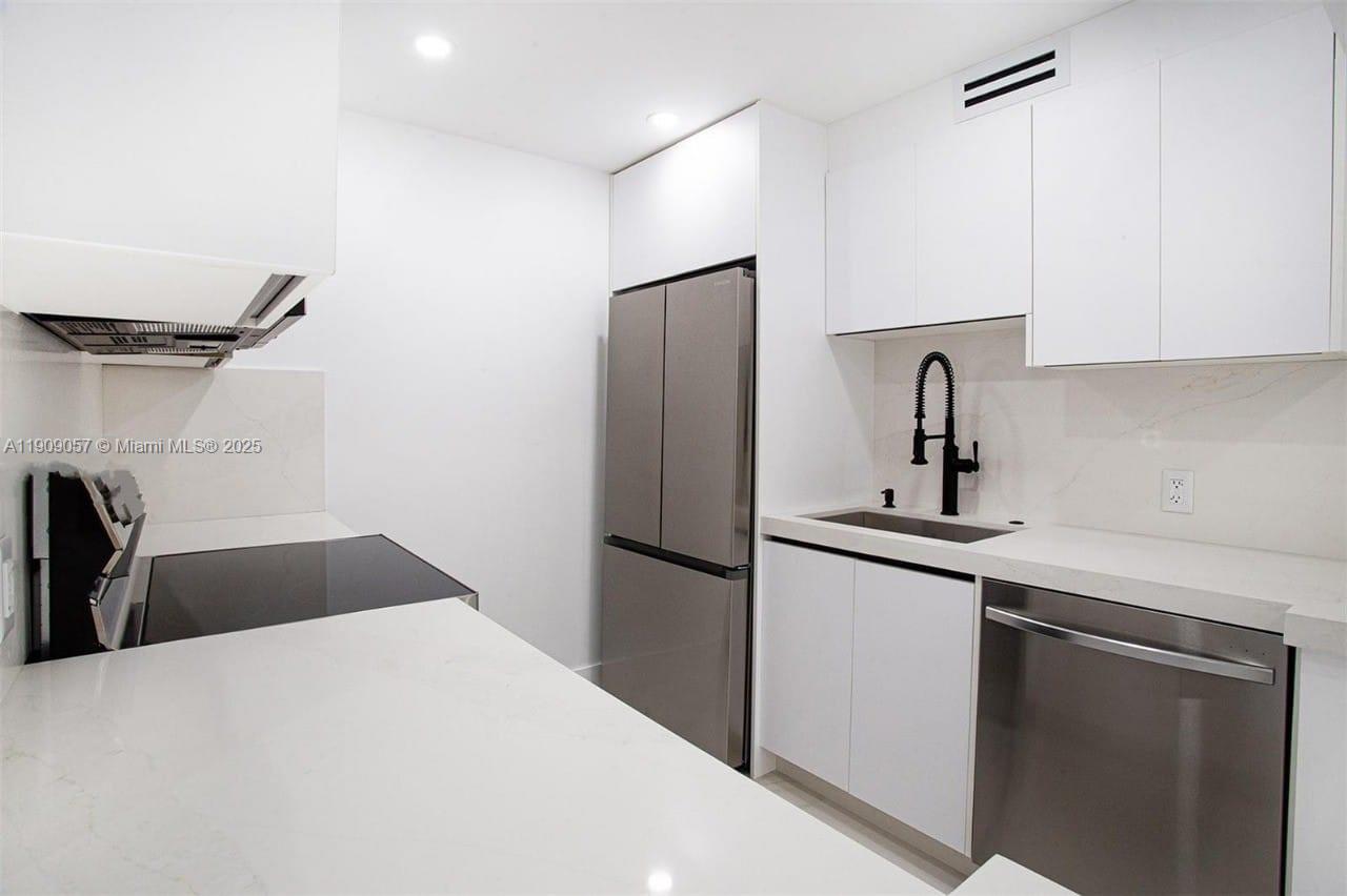 KINGSLEY AT CENTURY VILLA - Residential